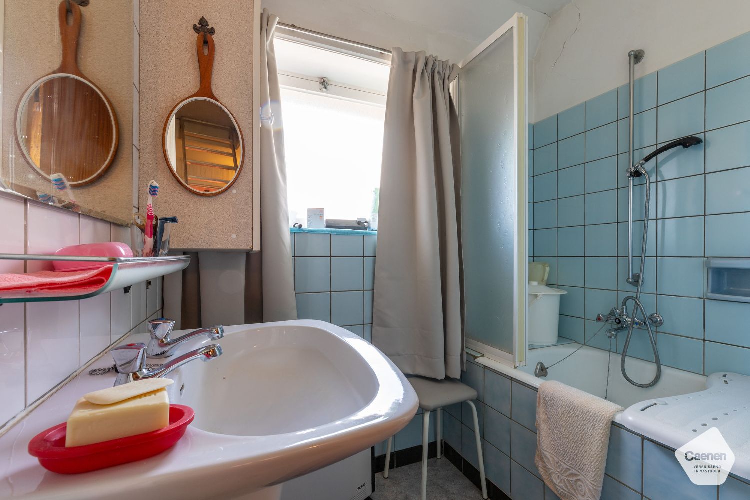 Te renoveren woning met drie slaapkamer met tal van mogelijkheden foto 9