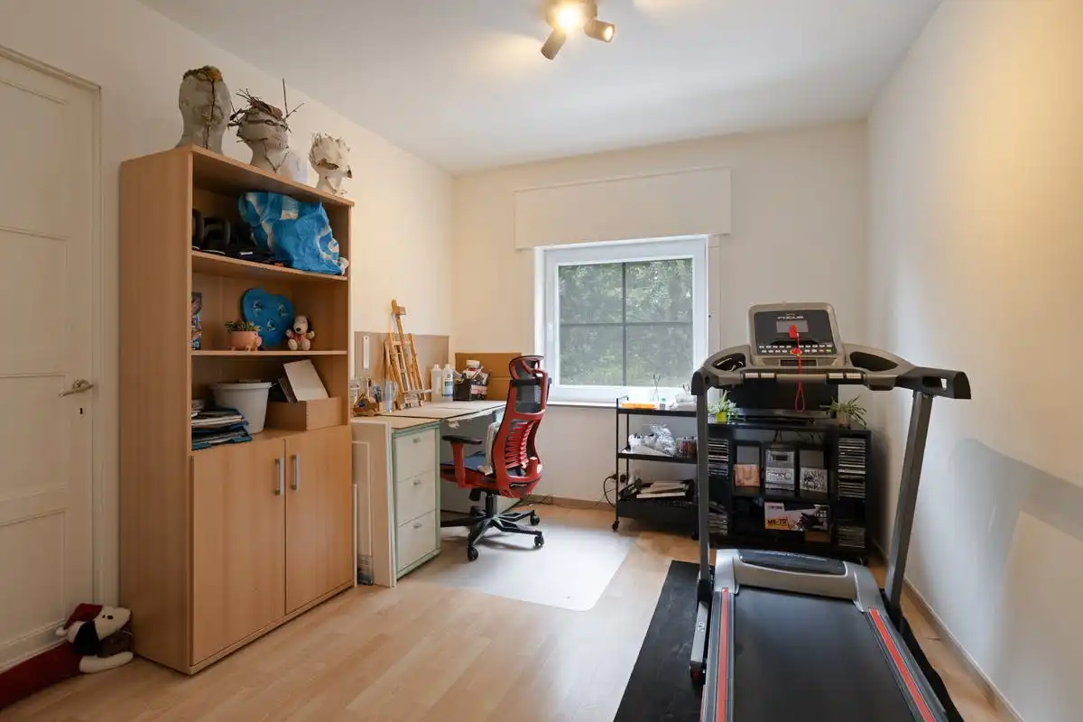 Instapklare woning met 3 slaapkamers te koop in Heule!  foto 8