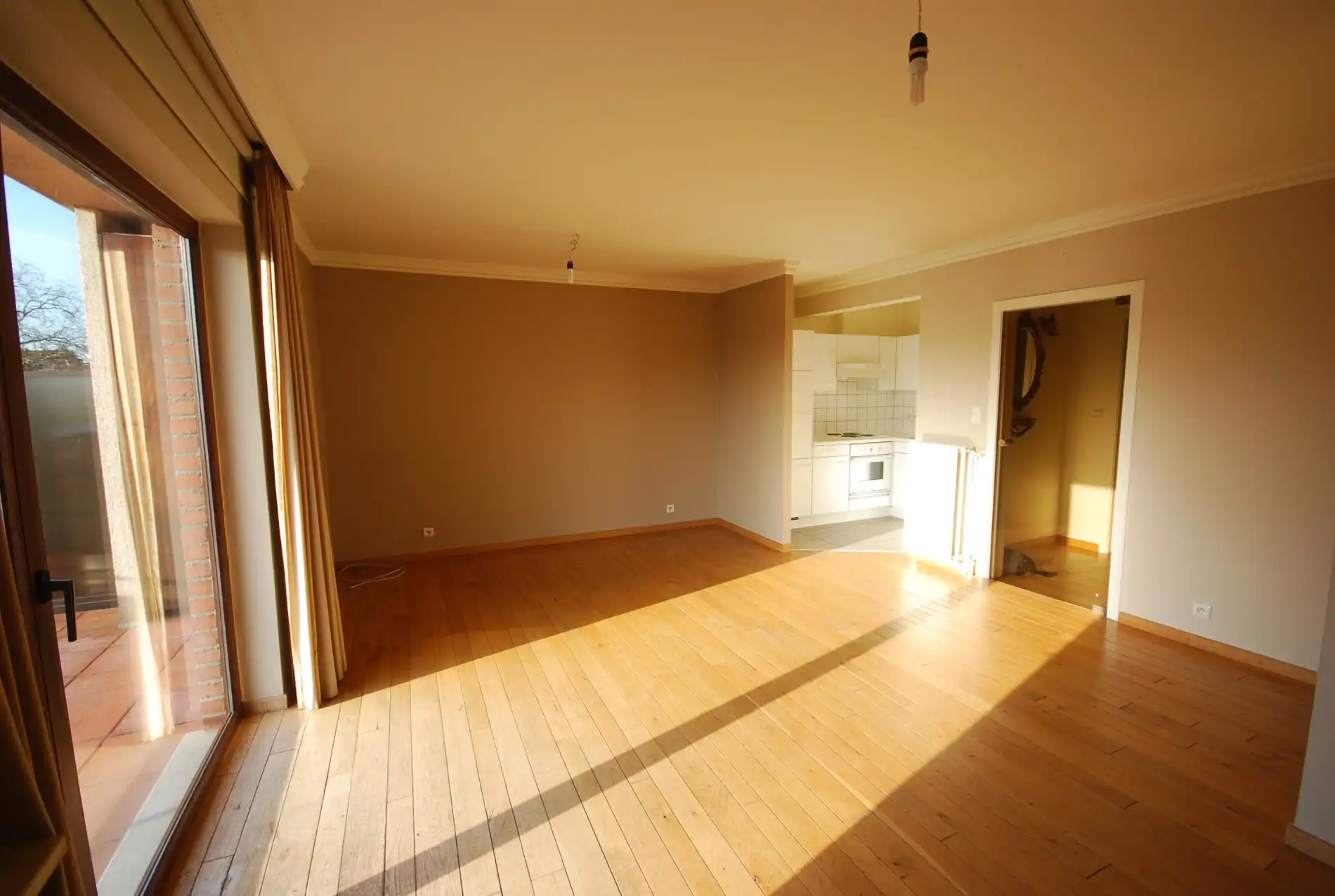 ÉÉNSLAAPKAMERAPPARTEMENT MET RUIM TERRAS foto 2