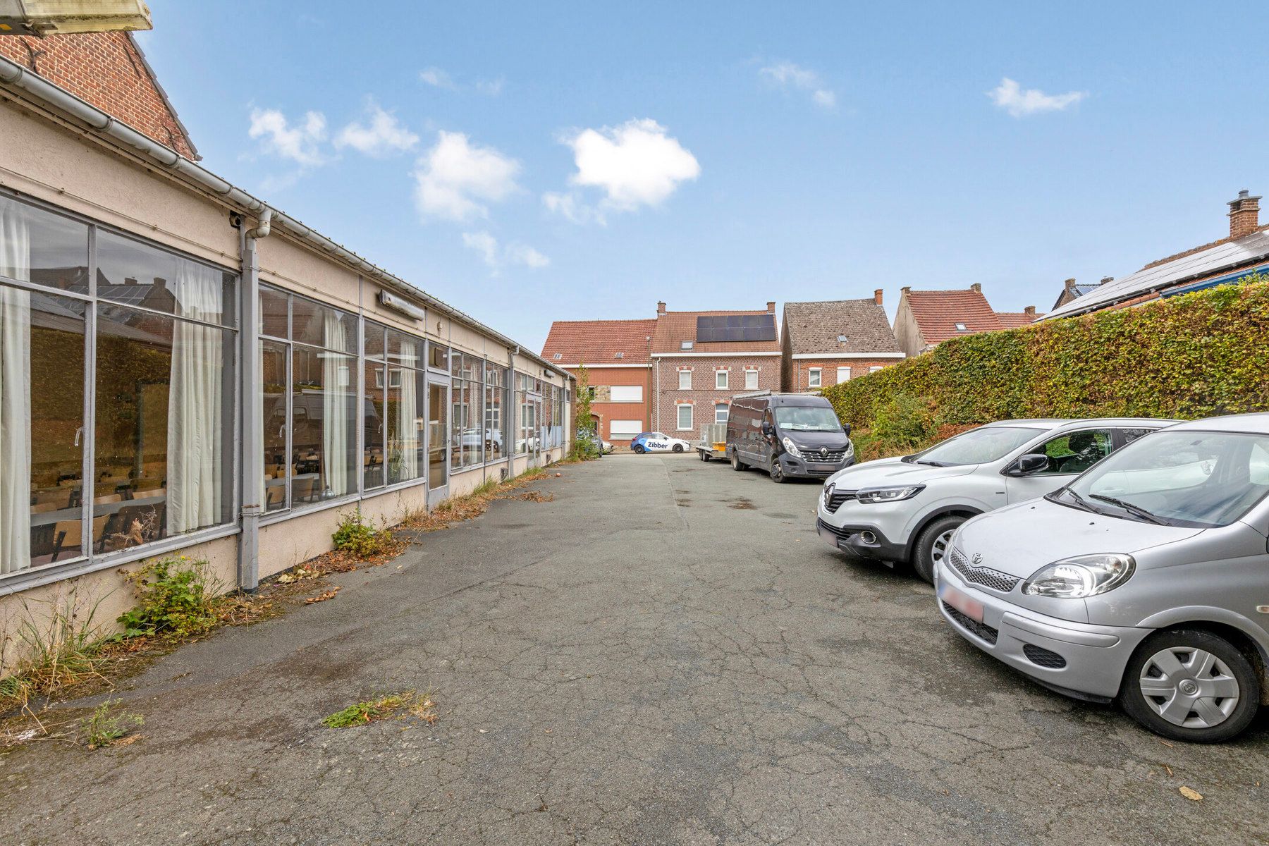 Bouwgrond met Parochiezaal/Vergaderzaal foto 5