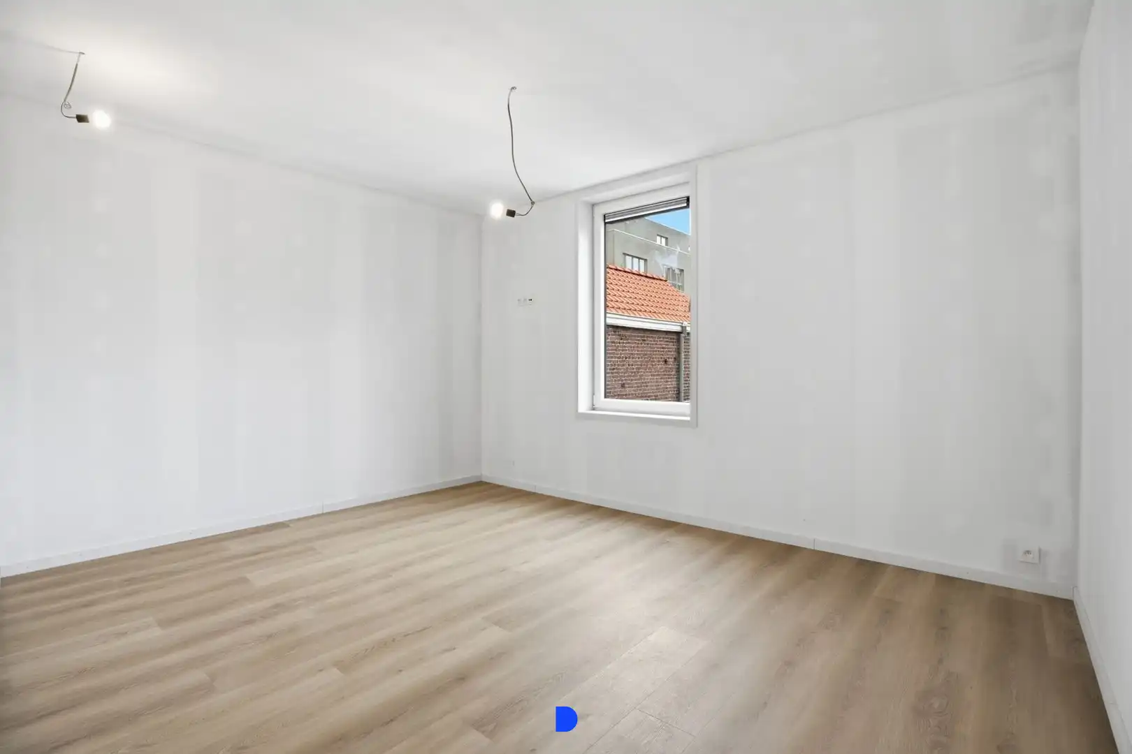Instapklare woning met 4 slaapkamers en tuin foto 15