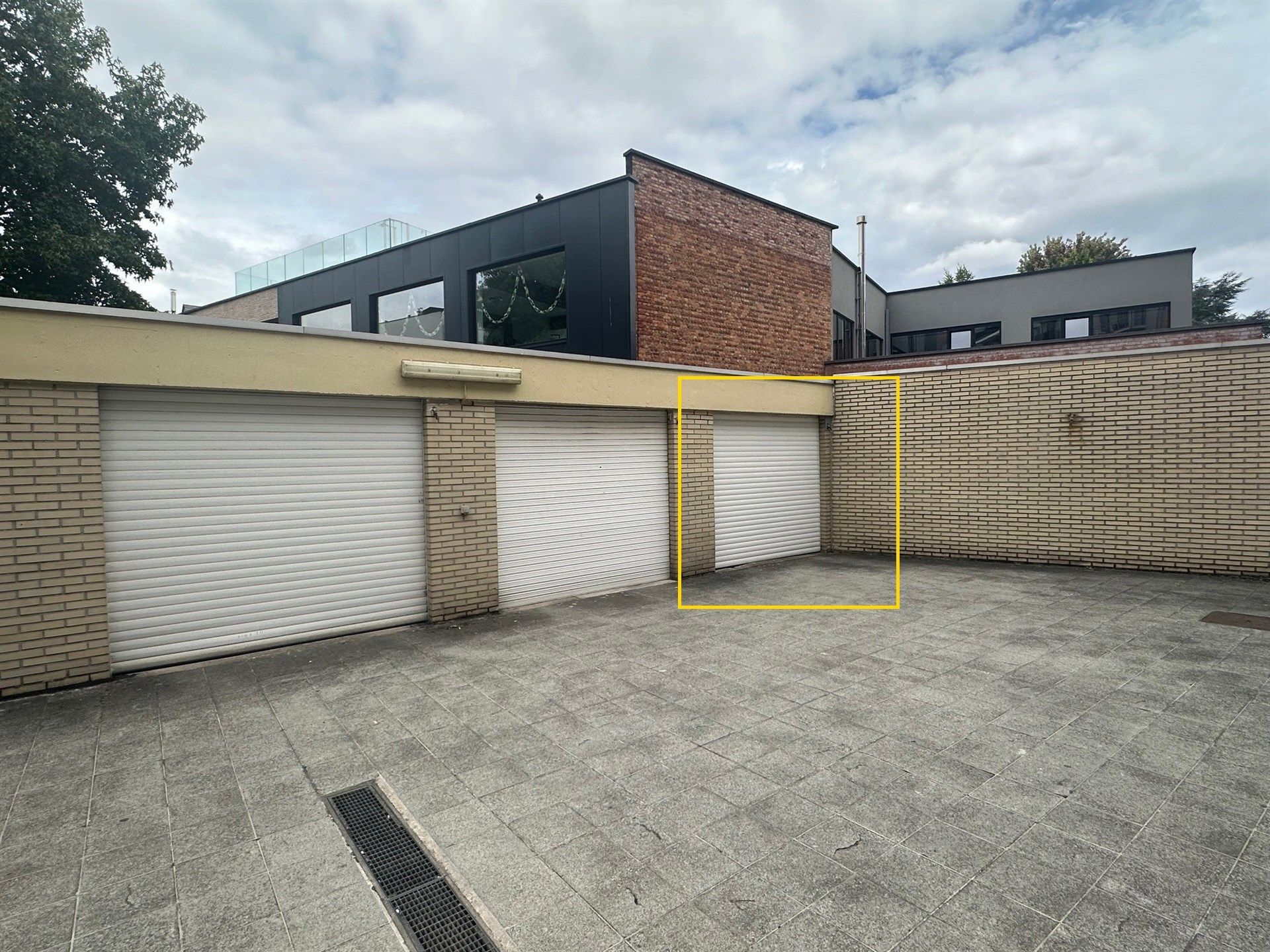 Ruim gelijkvloers appartement met 2 slaapkamers, ruim terras en garage foto 14