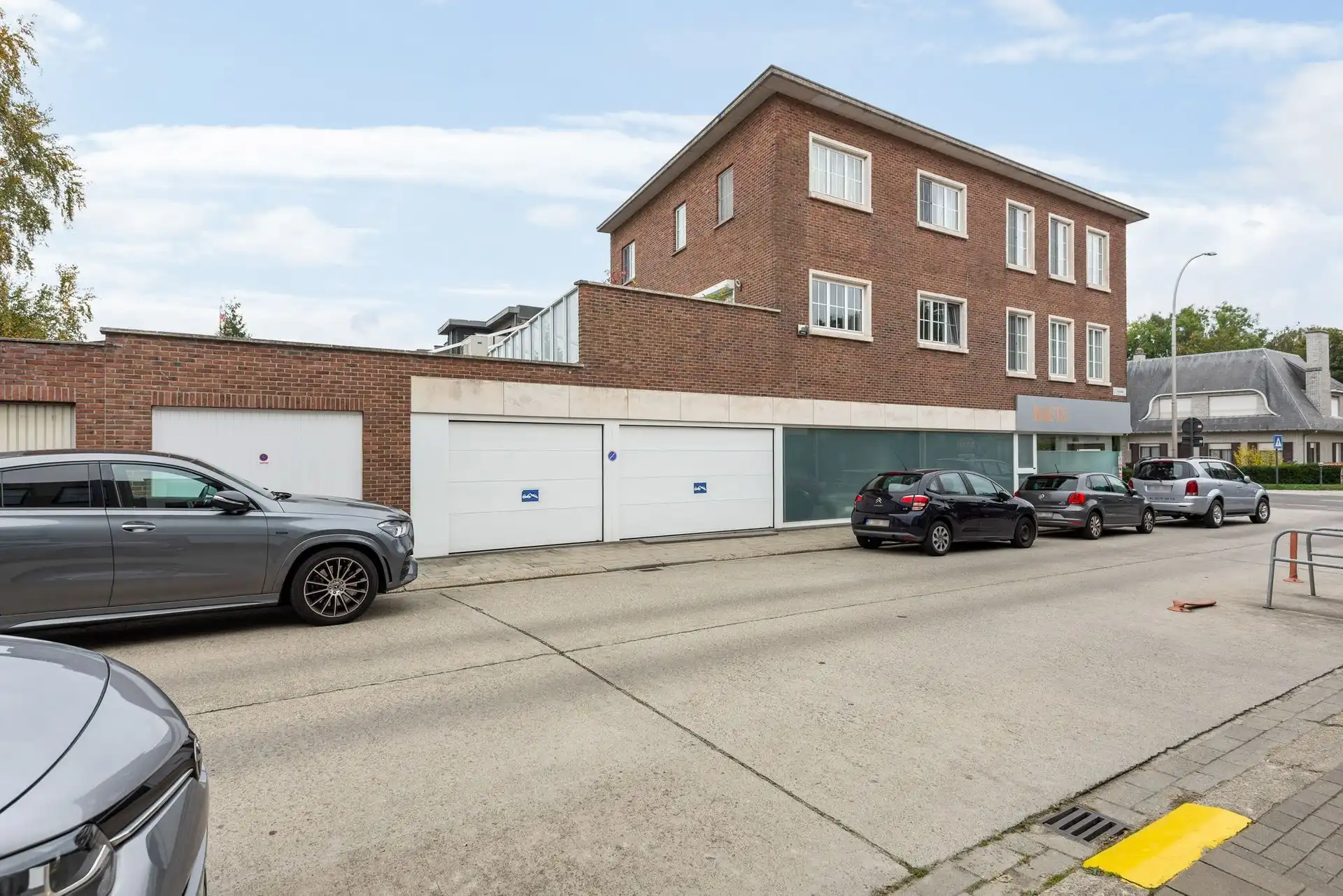 BEDRIJFSPAND MET WOONST foto 28