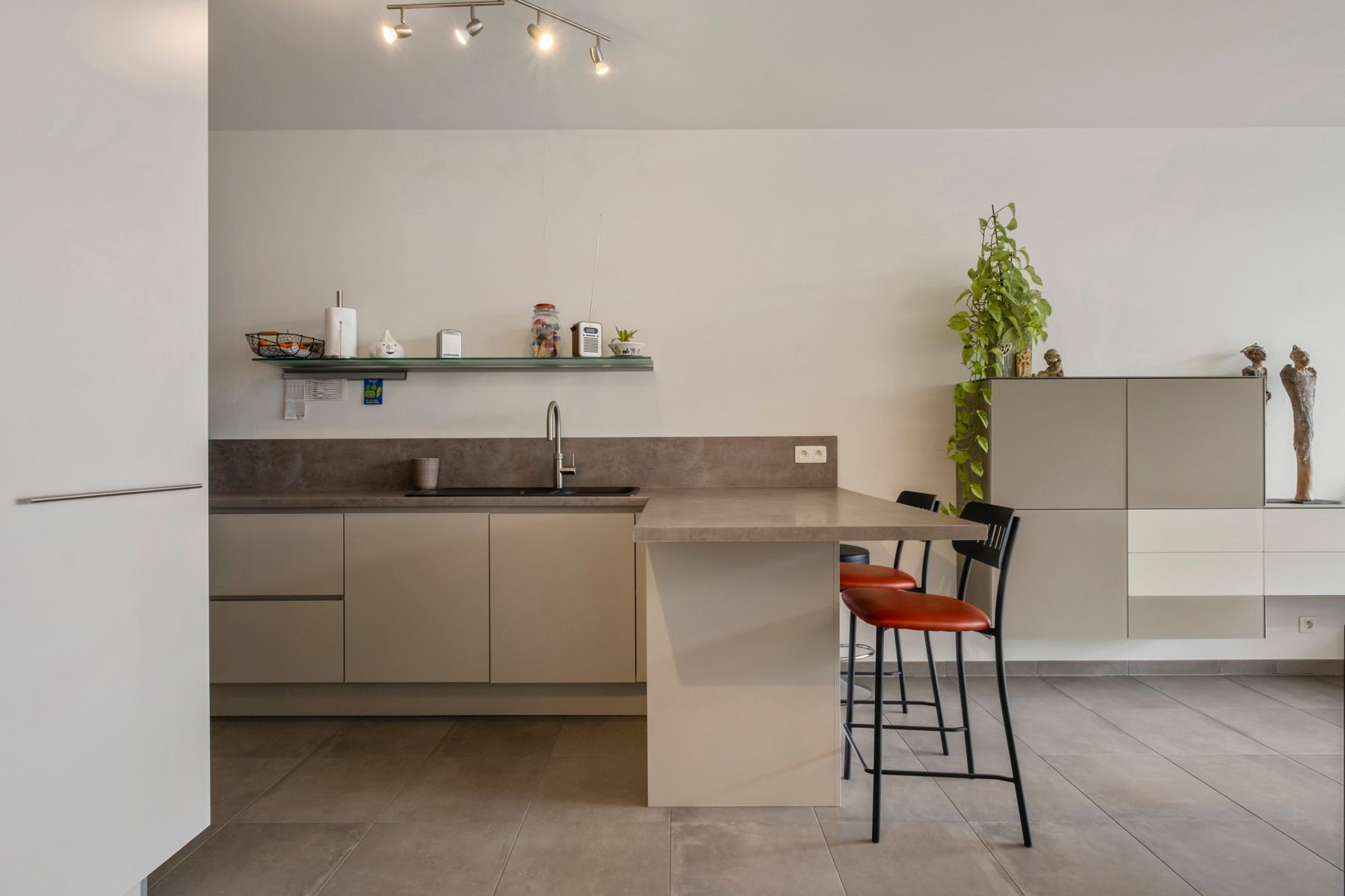 Penthouse incl. garage met riant zonneterras! foto 10