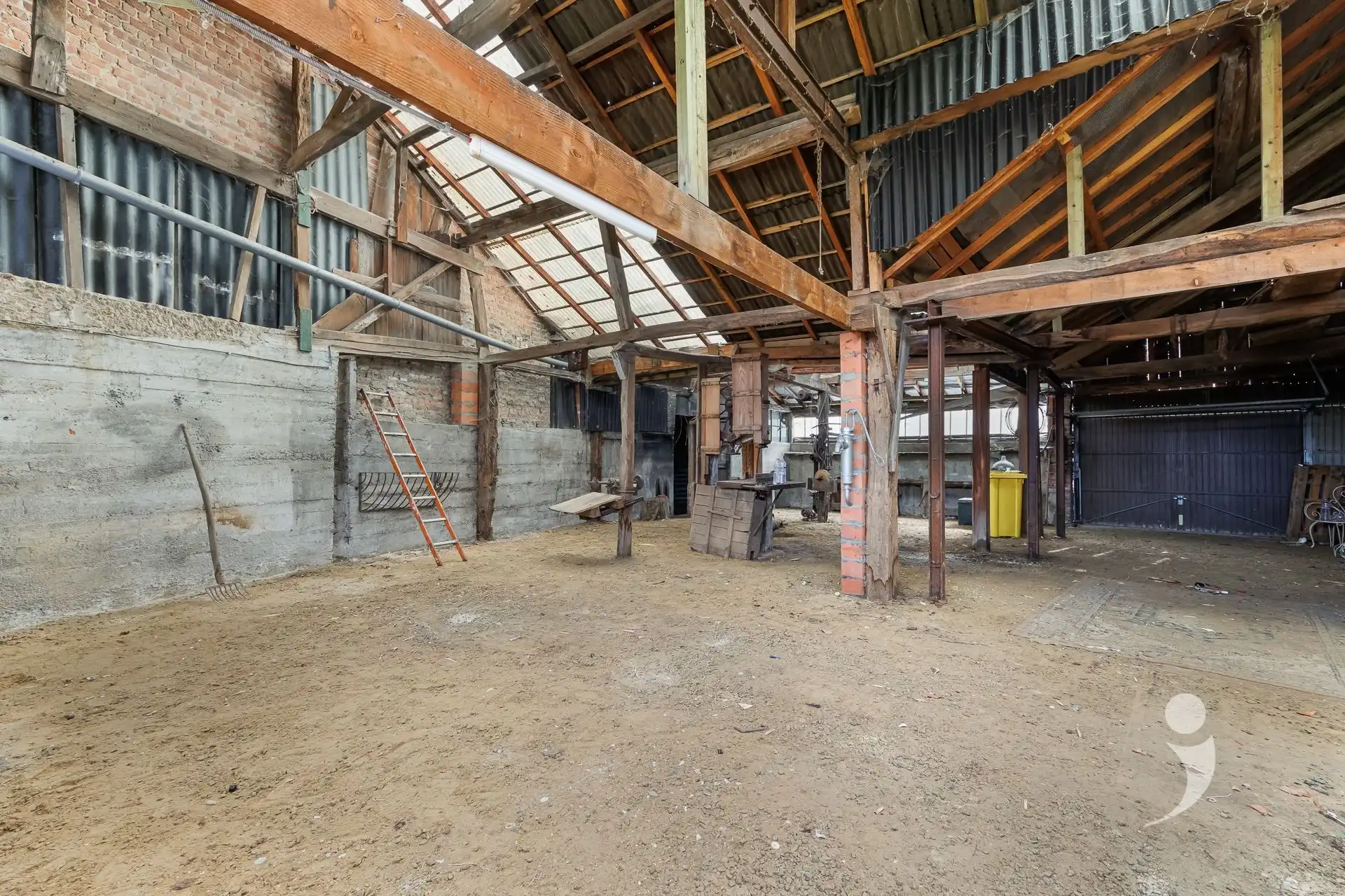 Te renoveren woning met loods nabij centrum Tildonk! foto 14