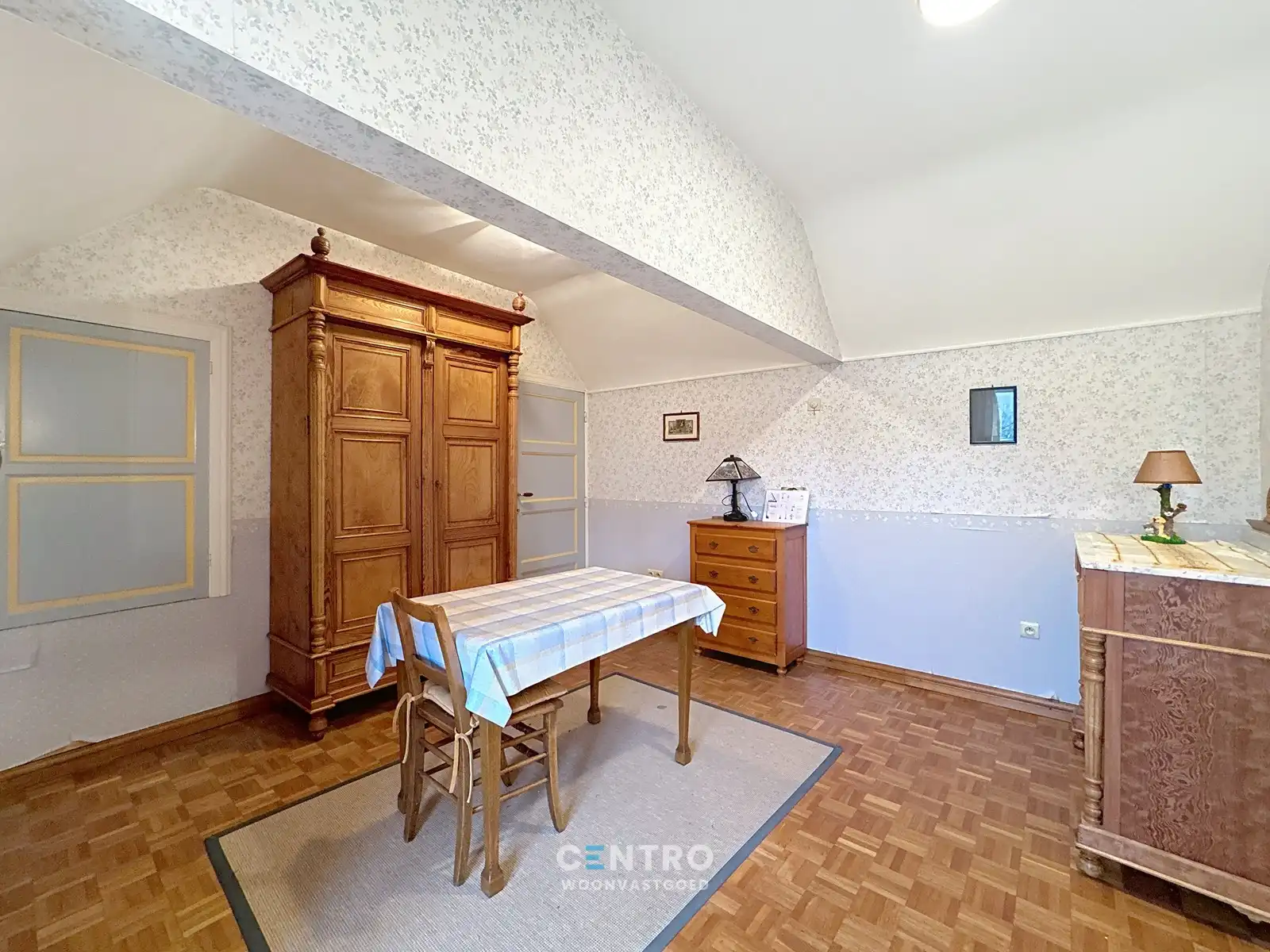 Uiterst CHARMANTE woning aan INTERESSANTE prijs te Brugge! foto 19