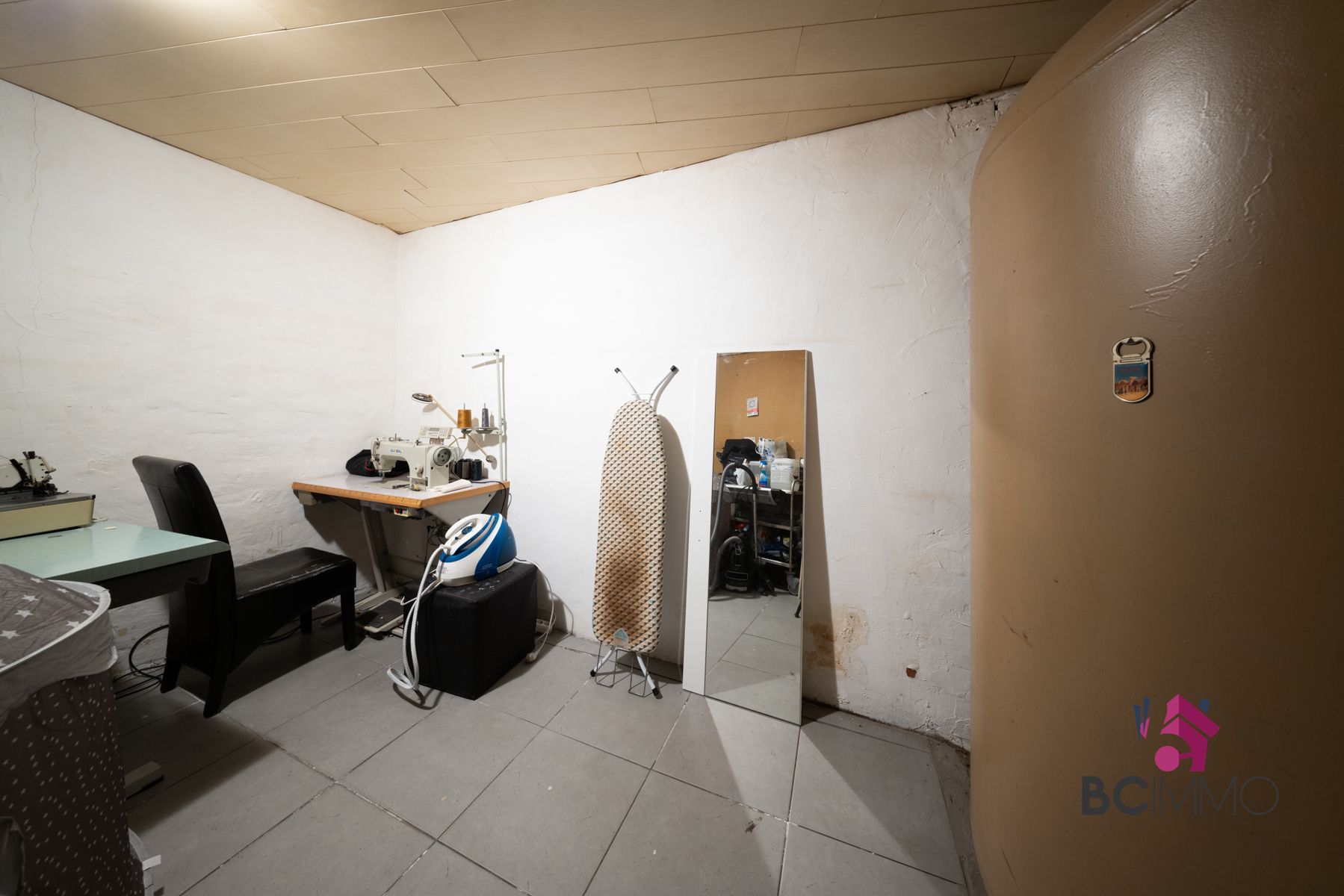 Karaktervolle woning met ruime tuin te Genk foto 22