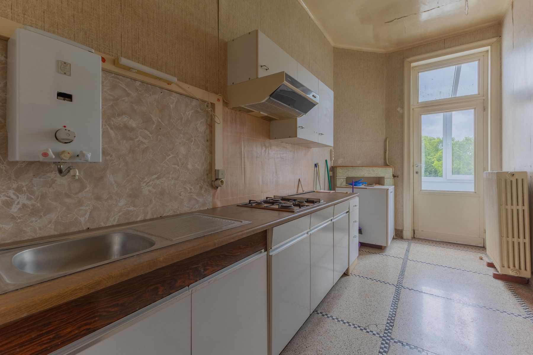 Zeer gunstig gelegen herenwoning met 5 slaapkamers en tuin foto 13