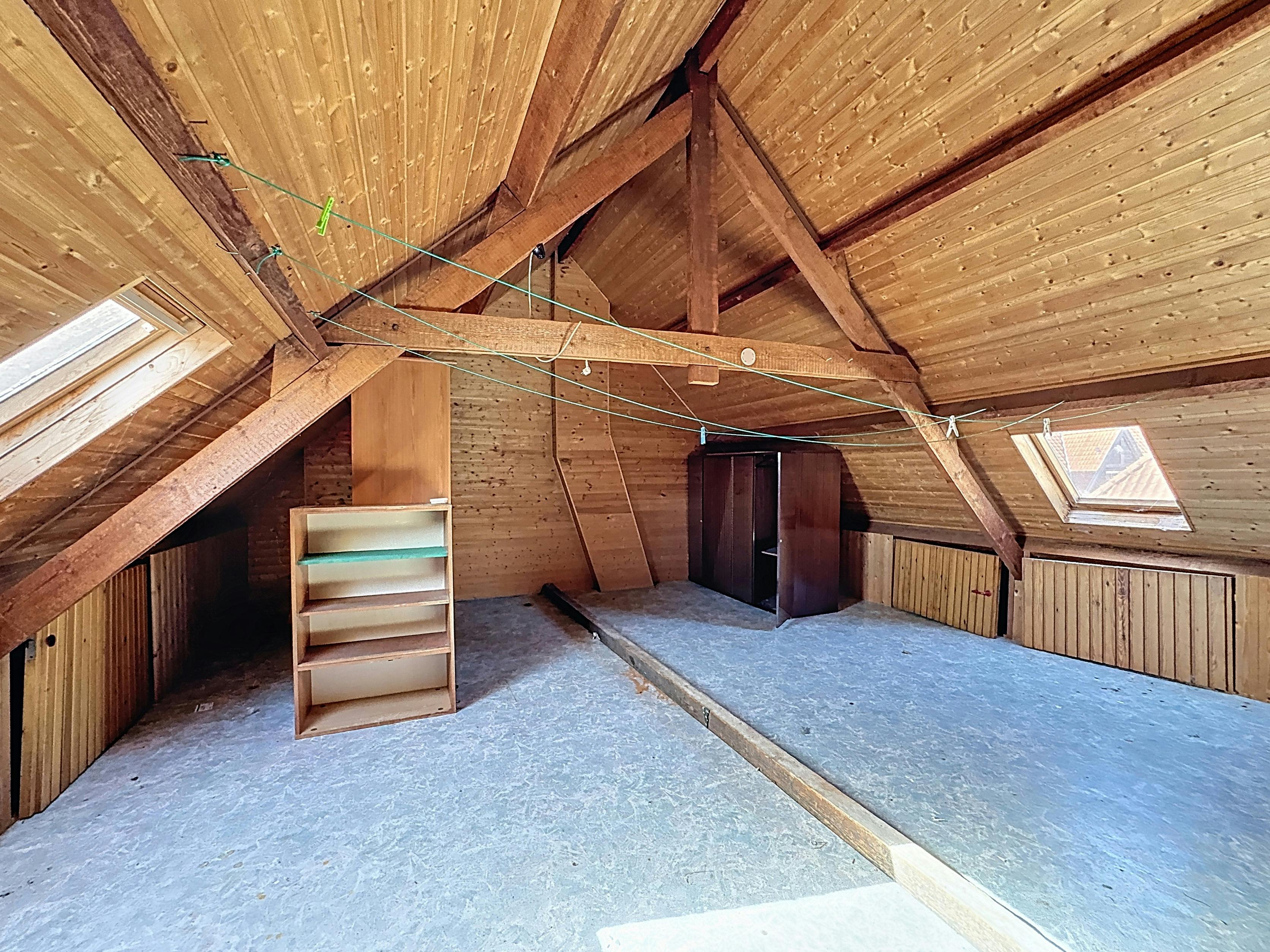 Huis met 3 slaapkamers en veel potentieel te koop in Heist foto 20