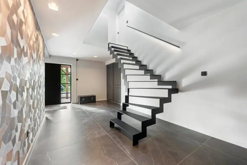 UNIEKE LUXUEUZE VILLA OP EEN PRACHTIG PERCEEL VAN 28A50CA IN SINT-TRUIDEN foto 13