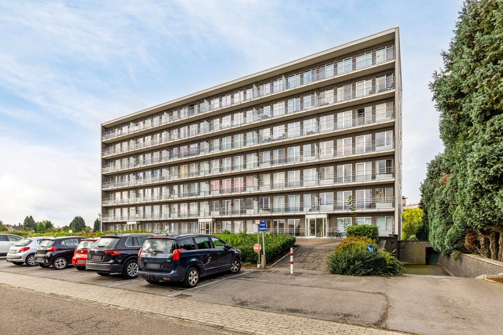 Gelijkvloers appartement met 2 slaapkamers en 2 terrassen foto 3