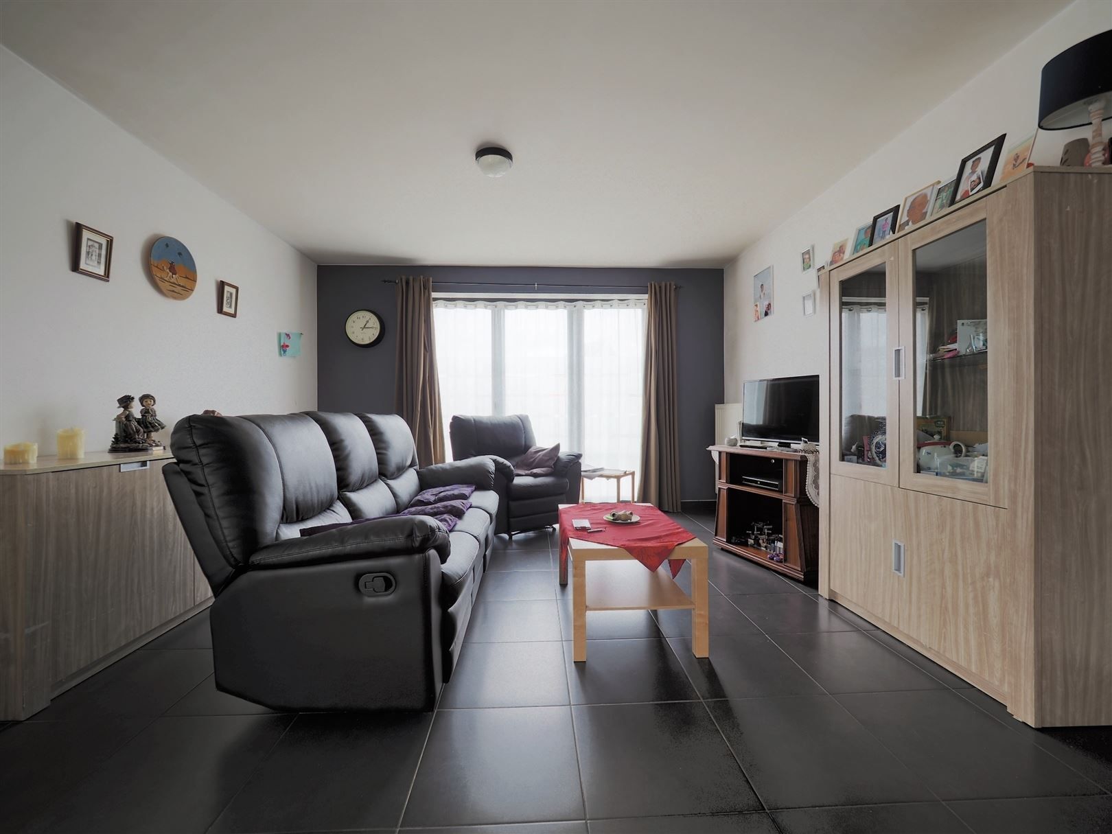 Ruim gelijkvloers appartement met terras en garage te Sint-Amands  foto 4