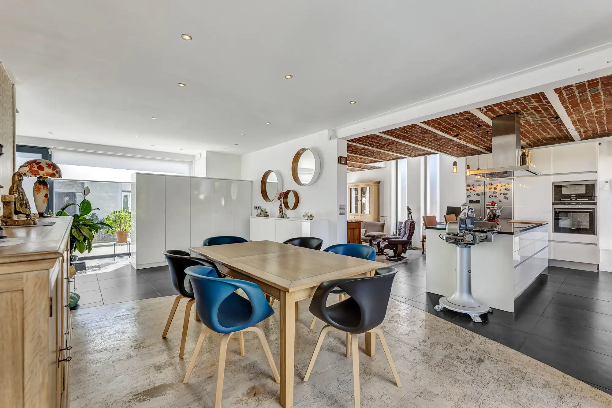 Instapklare energetische woning foto {{pictureIndex}}