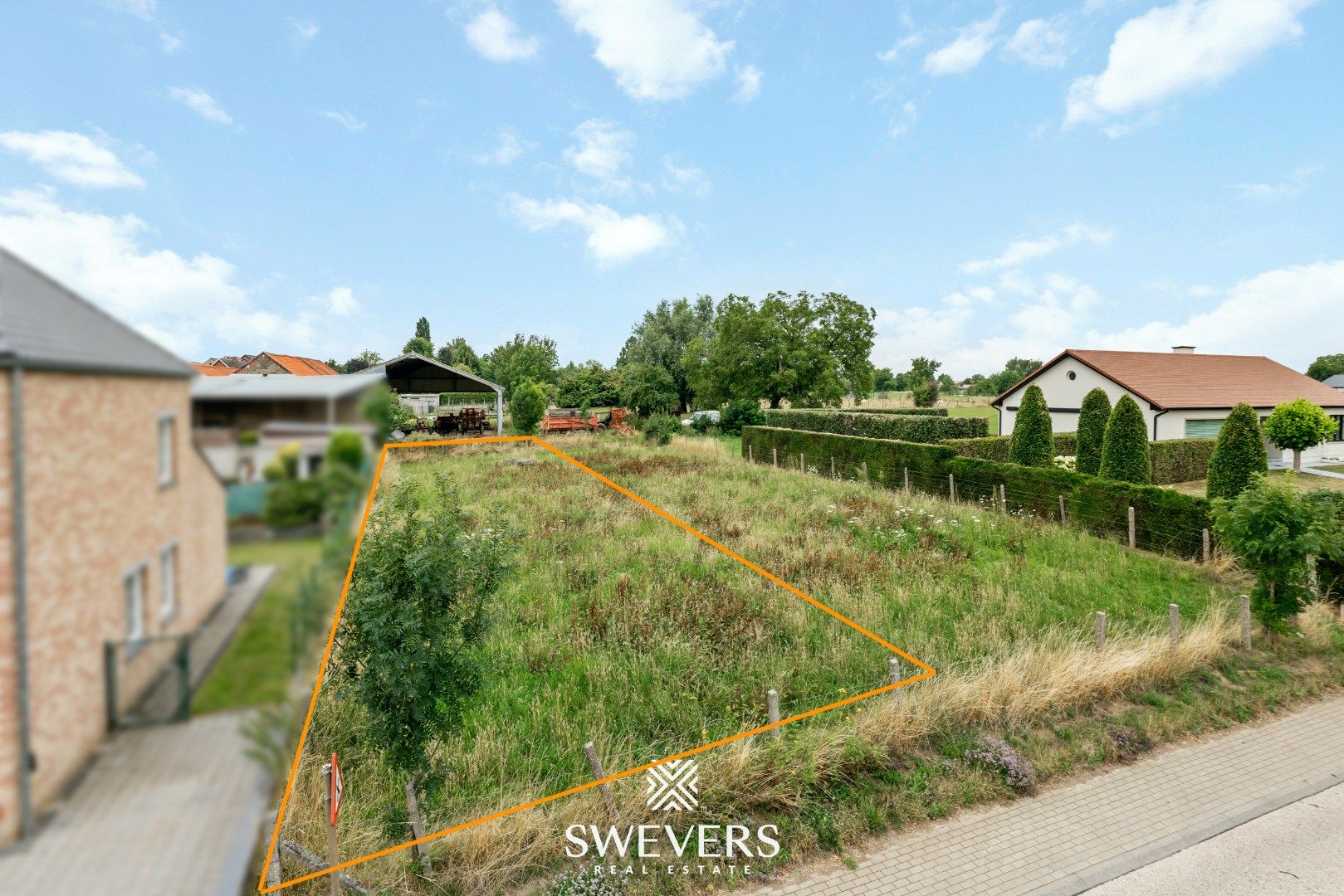 Charmant gelegen bouwgrond voor halfopen woning in Riemst foto 2
