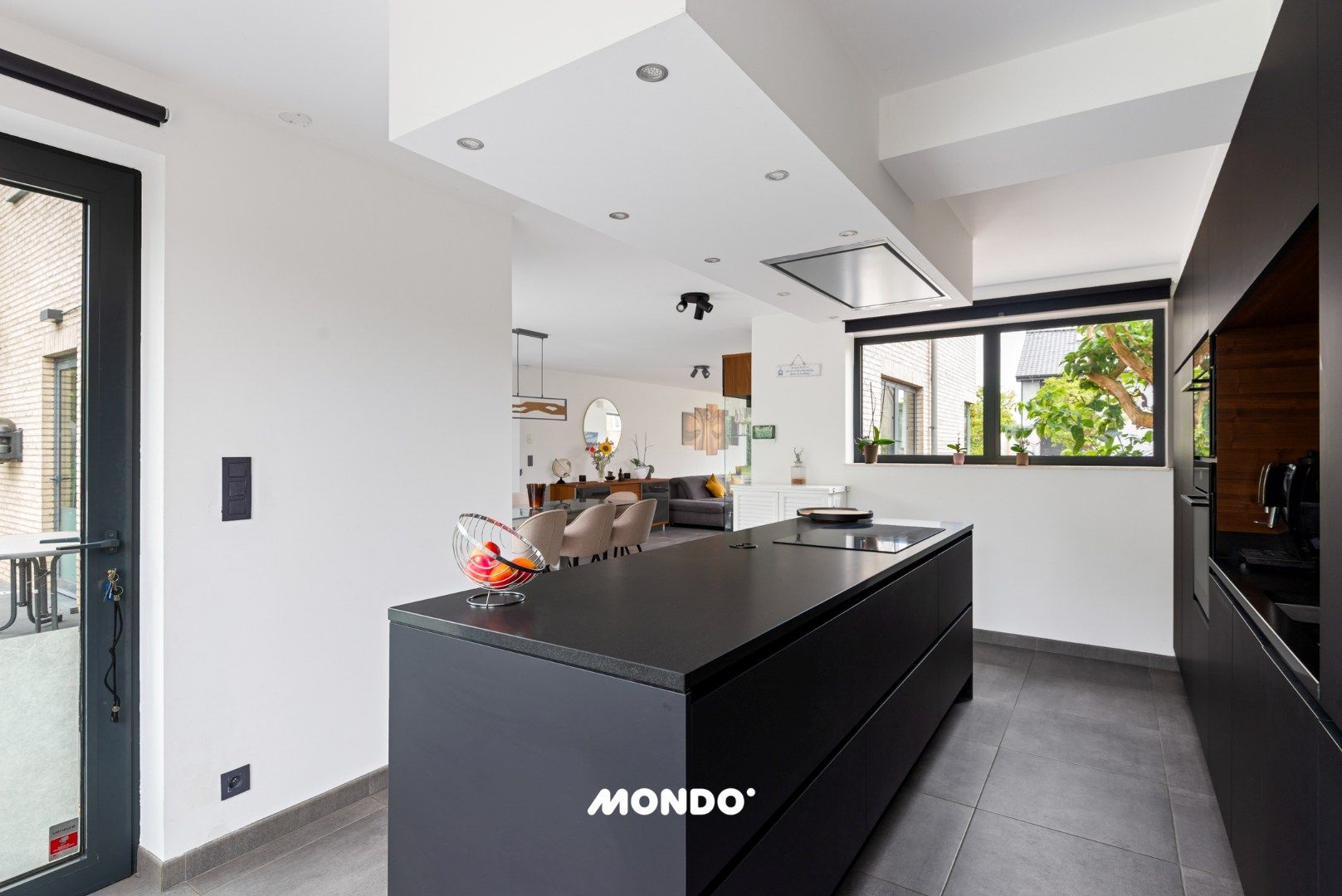 Instapklare luxe villa met 5 slaapkamers in groen Tervuren! foto 9