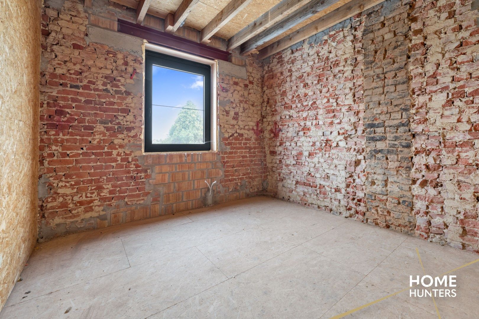 Verder af te werken woning met 3 slaapkamers, dressing, garage en ruime tuin – Ieper foto 17