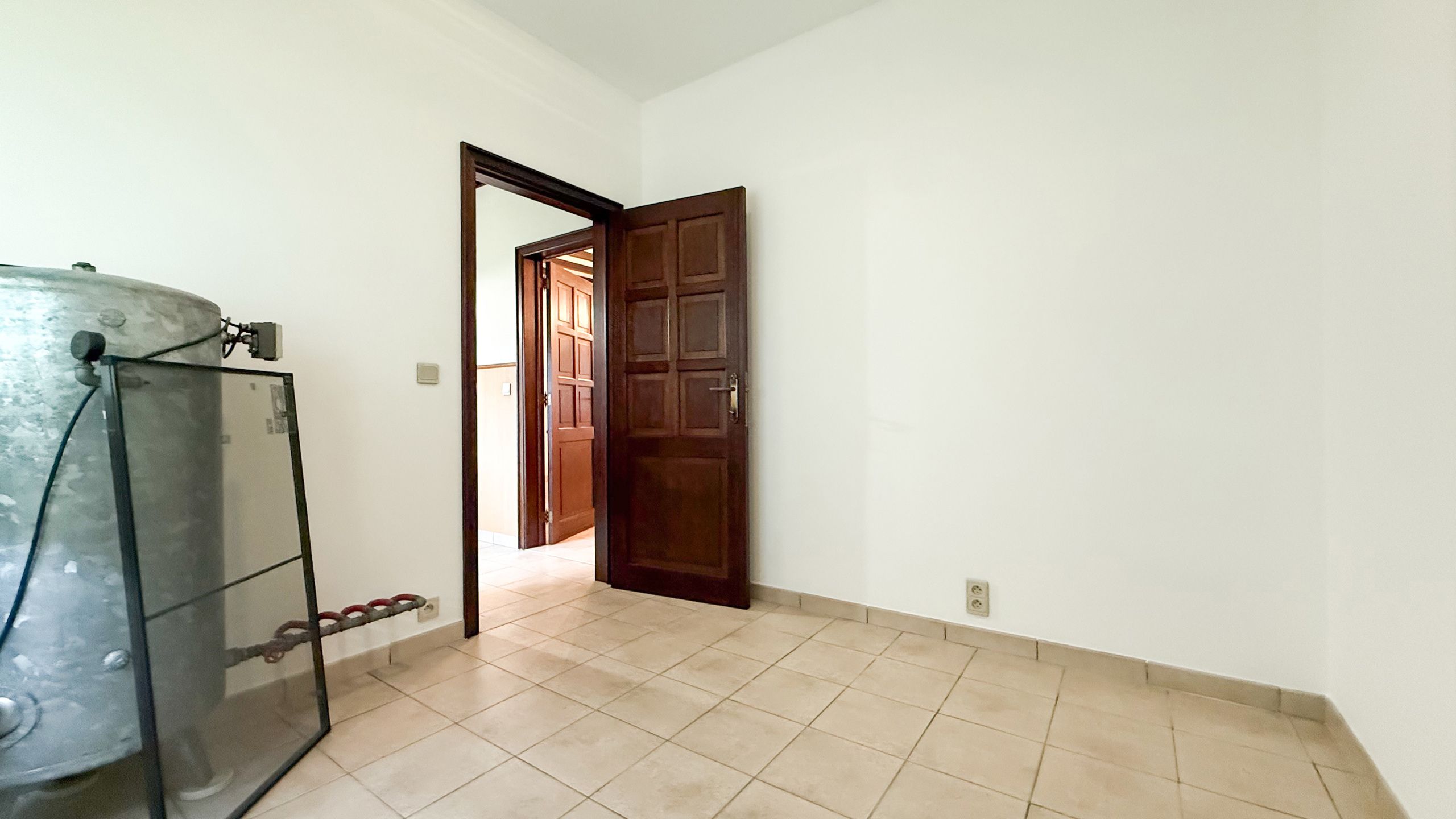 Exclusieve hoeve op 40are met bosrijke ligging te Paal! foto 17