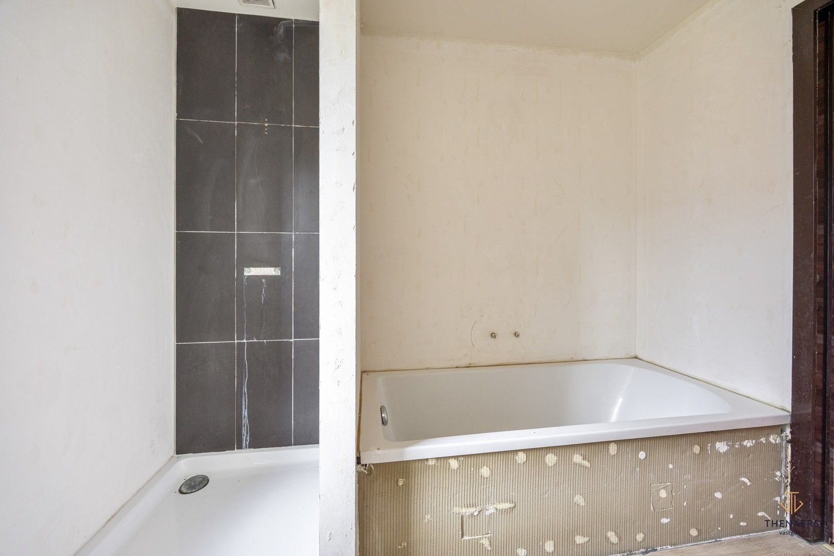Moderne half‑open bebouwing met 3 slaapkamers op een rustige ligging. foto 15