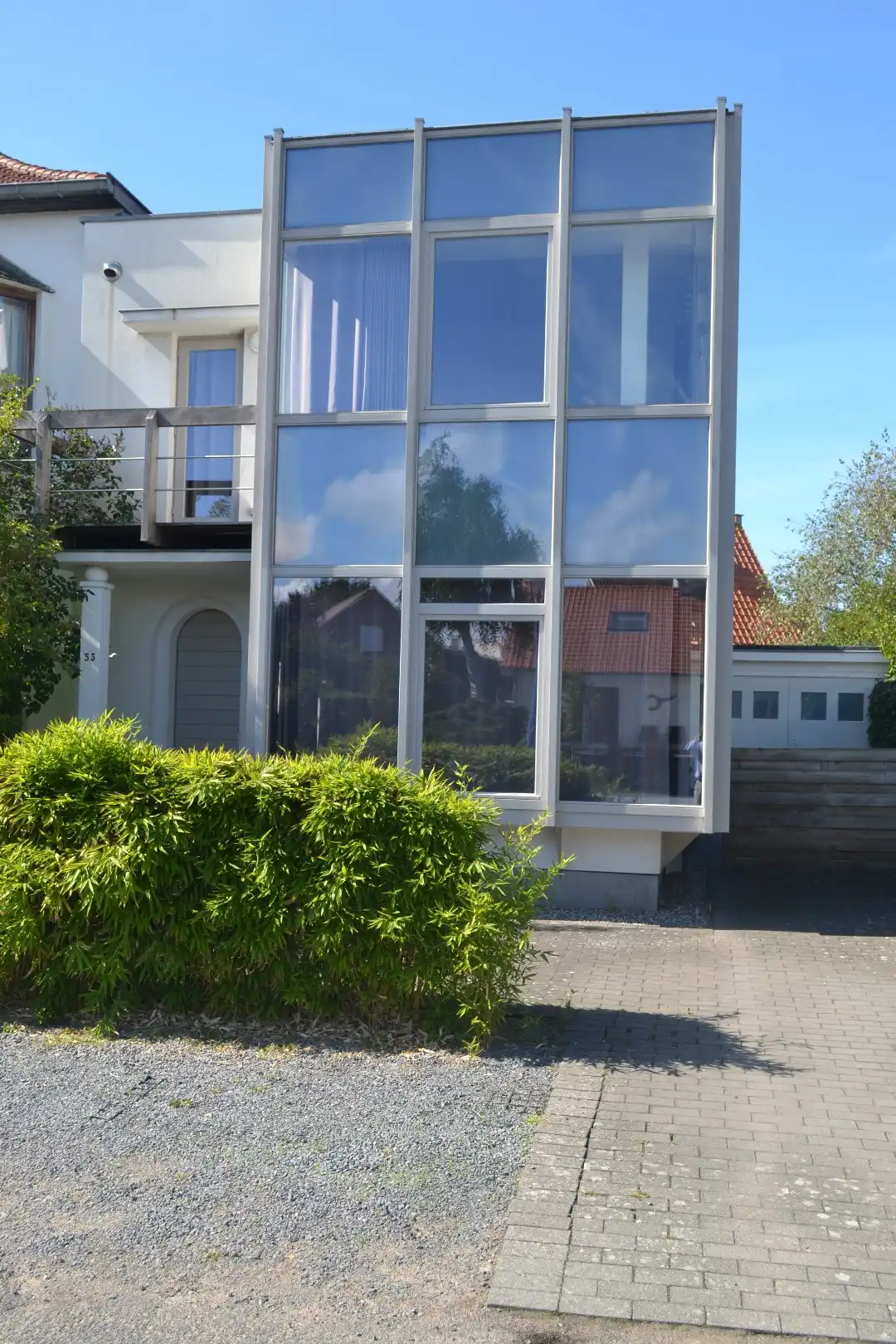 Prachtige moderne hoekwoning met terras, garage en 2 slaapkamers te Koksijde  foto 14