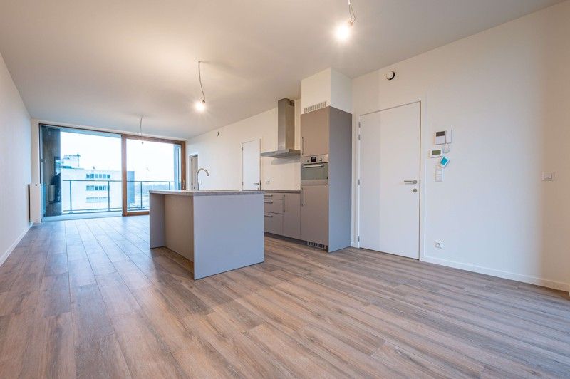 ! LAATSTE KANS AANKOOP 6% BTW ! Instapklaar 2 slaapkamerappartement in residentie DAC'ART Izegem. foto 3