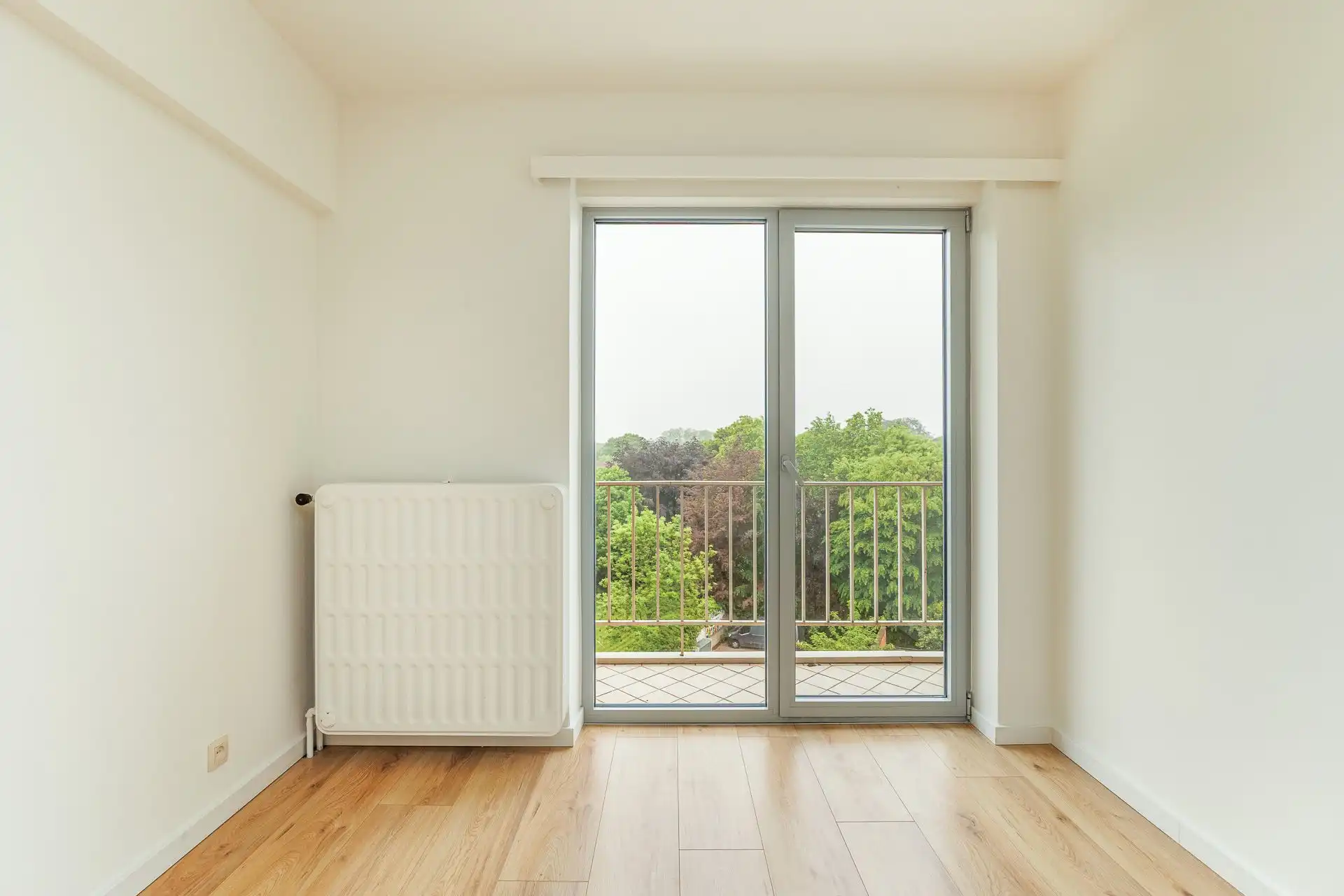 Groot appartement te koop in hartje Mortsel foto 9