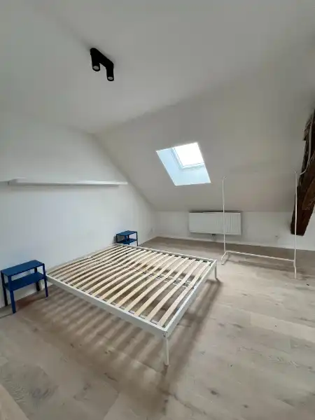 Karaktervolle woning met 4 slaapkamers en 2 badkamers foto 3