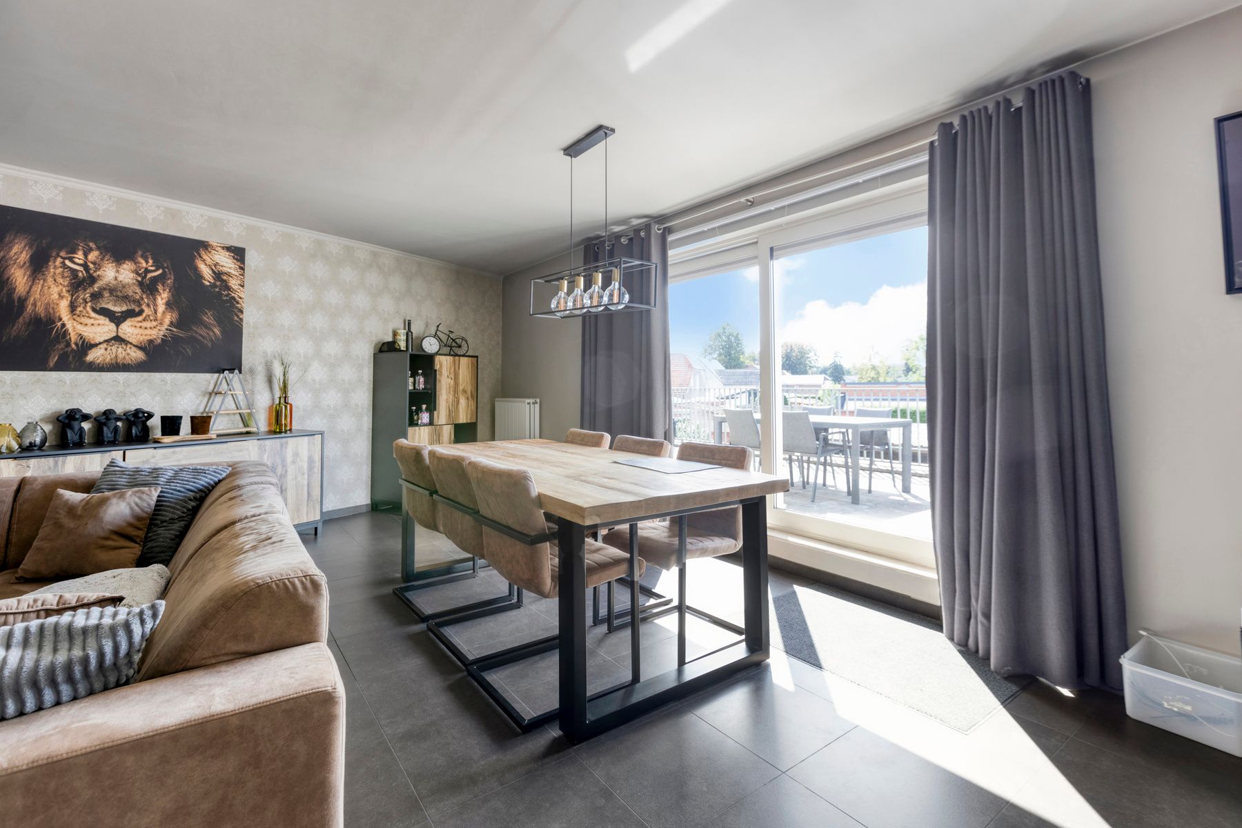 Ruim appartement met 40m² zonnig terras in Dessel foto 5