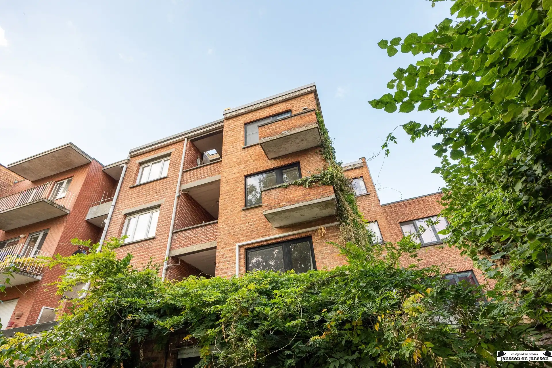 Lichtrijk appartement met 2 slaapkamers en terras foto 14