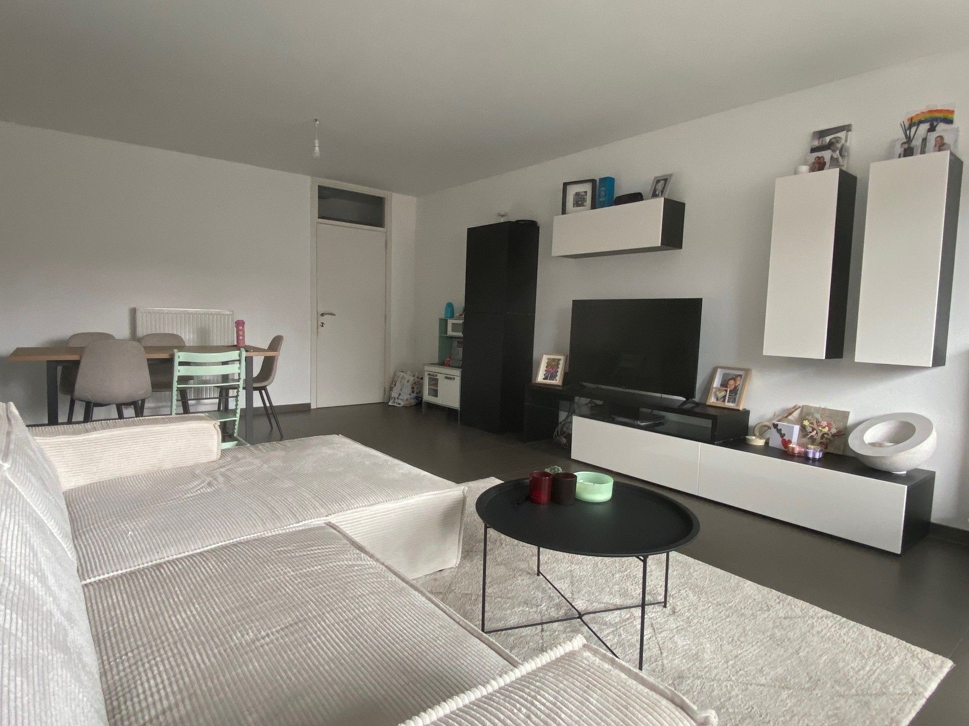 Gezellig appartement met 2 slaapkamers in Bilzen foto 2