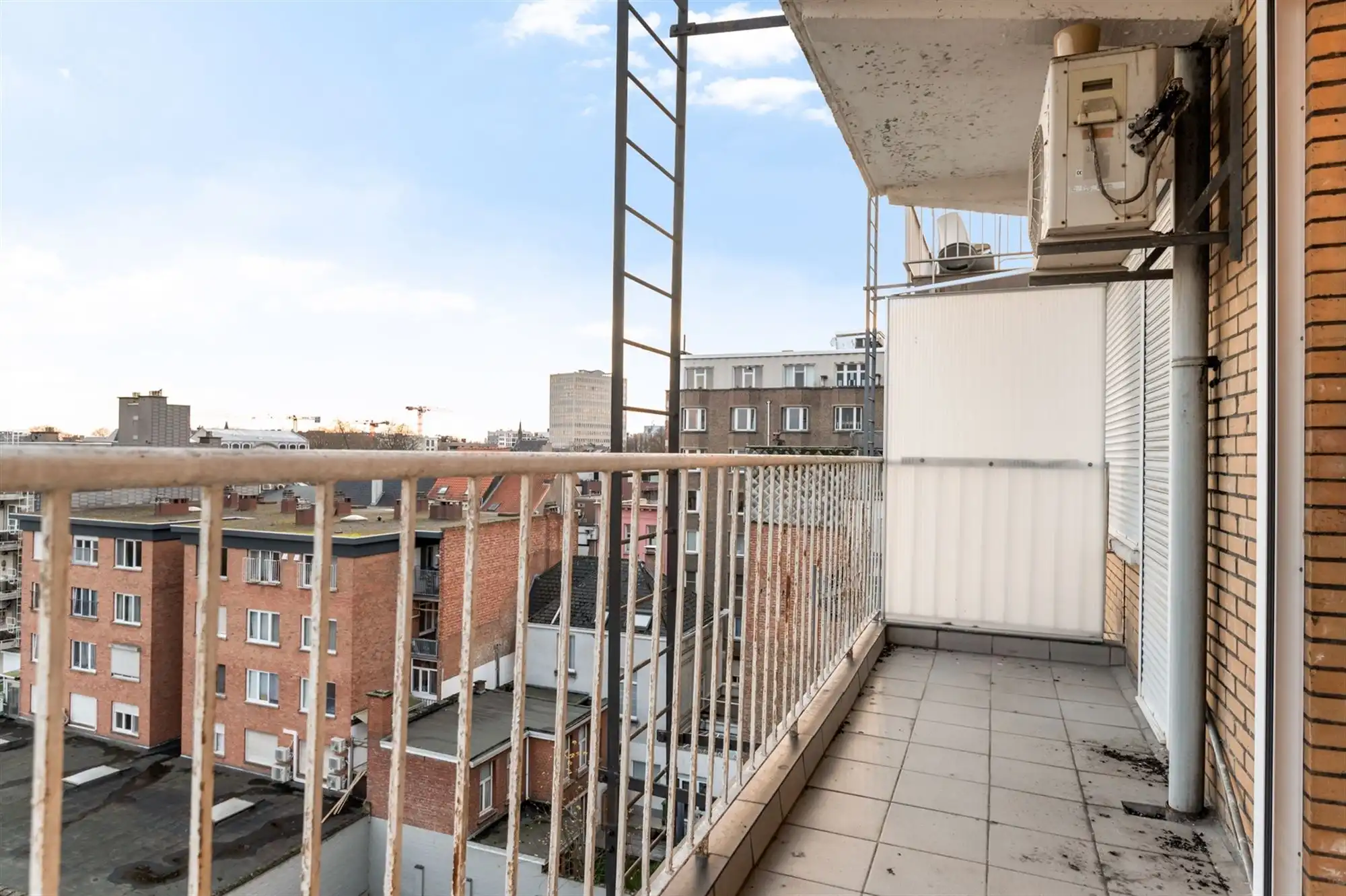 Royaal appartement met 4 slaapkamers op centrale locatie foto 12