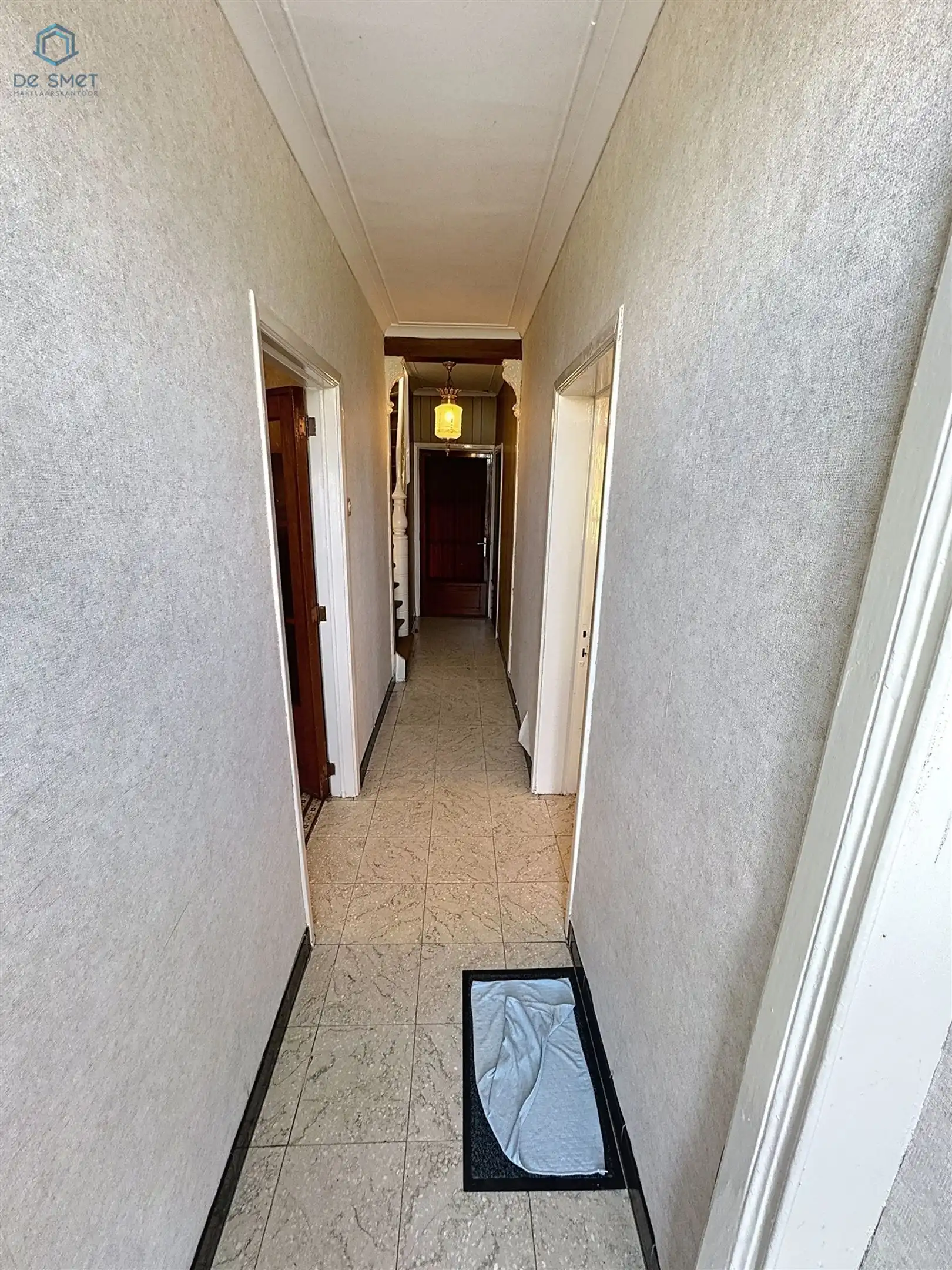 Te renoveren woning met 4 slpks, garage & prachtige tuin vlak aan station Lierde foto 8