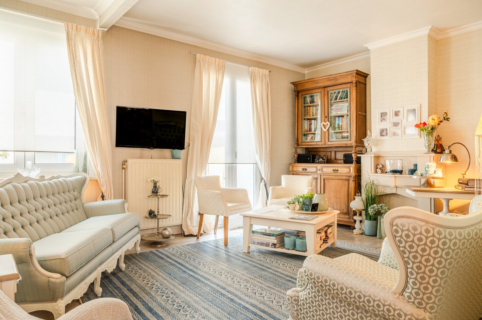 Veelzijdige woning met hoge zichtbaarheid en tal van opties! foto 3