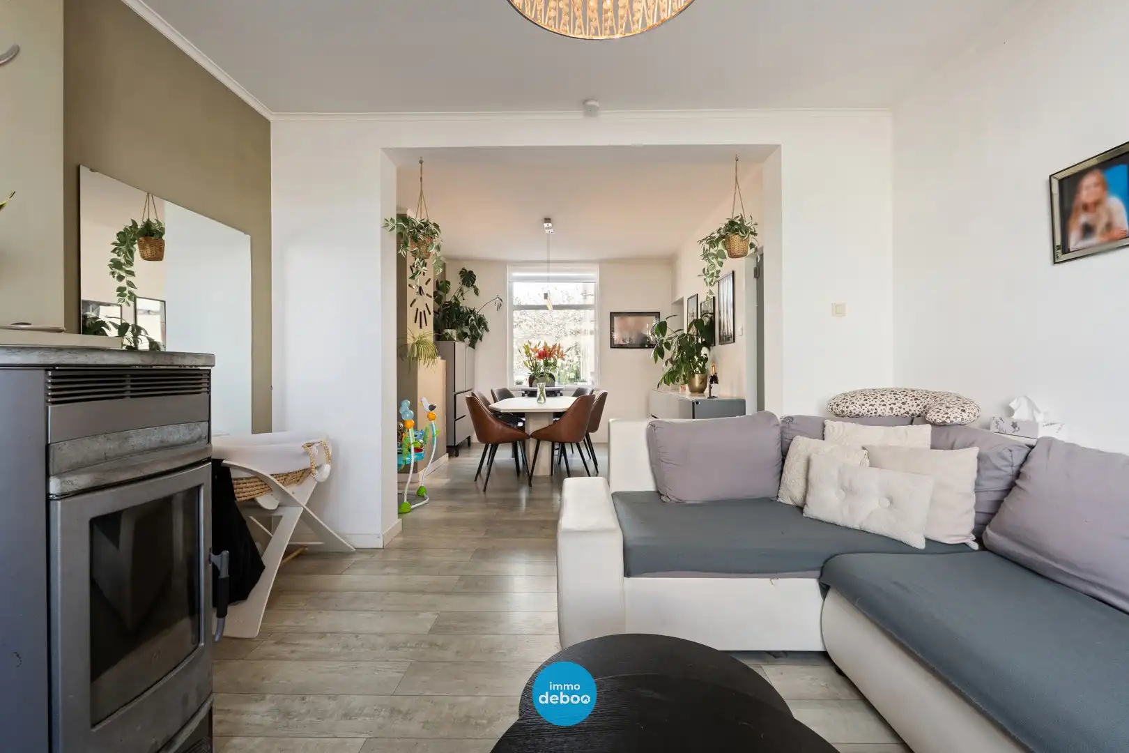 Instapklare gezinswoning met zuidgerichte tuin foto 2