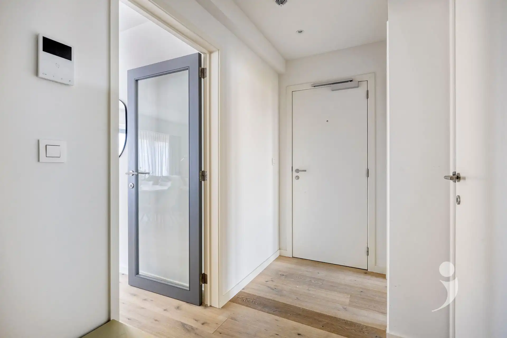 Recent gerenoveerd appartement in hartje Leuven! foto 11