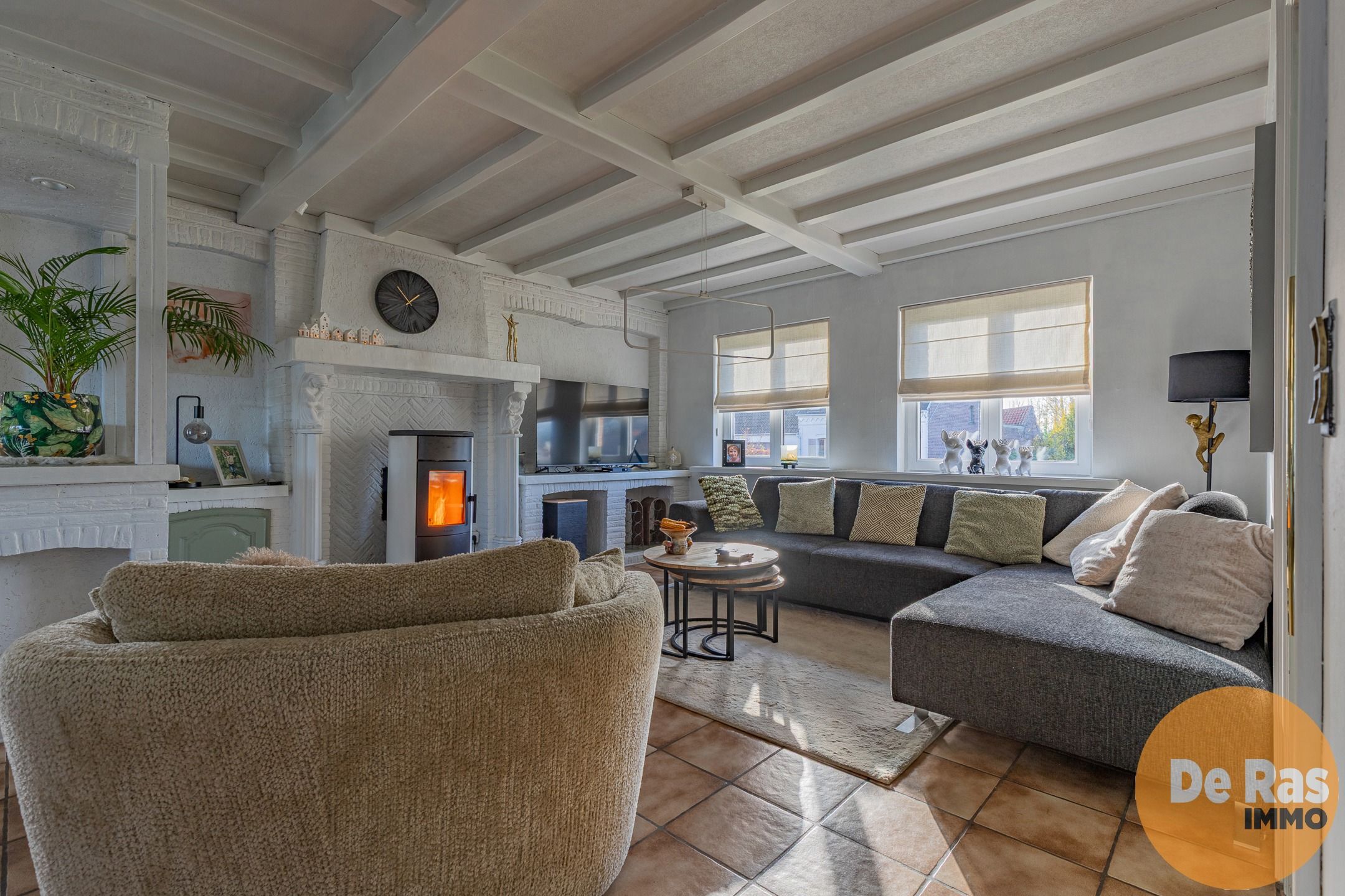 RESSEGEM - Residentieel gelegen hoeve met 3slp/garage/tuin foto 8