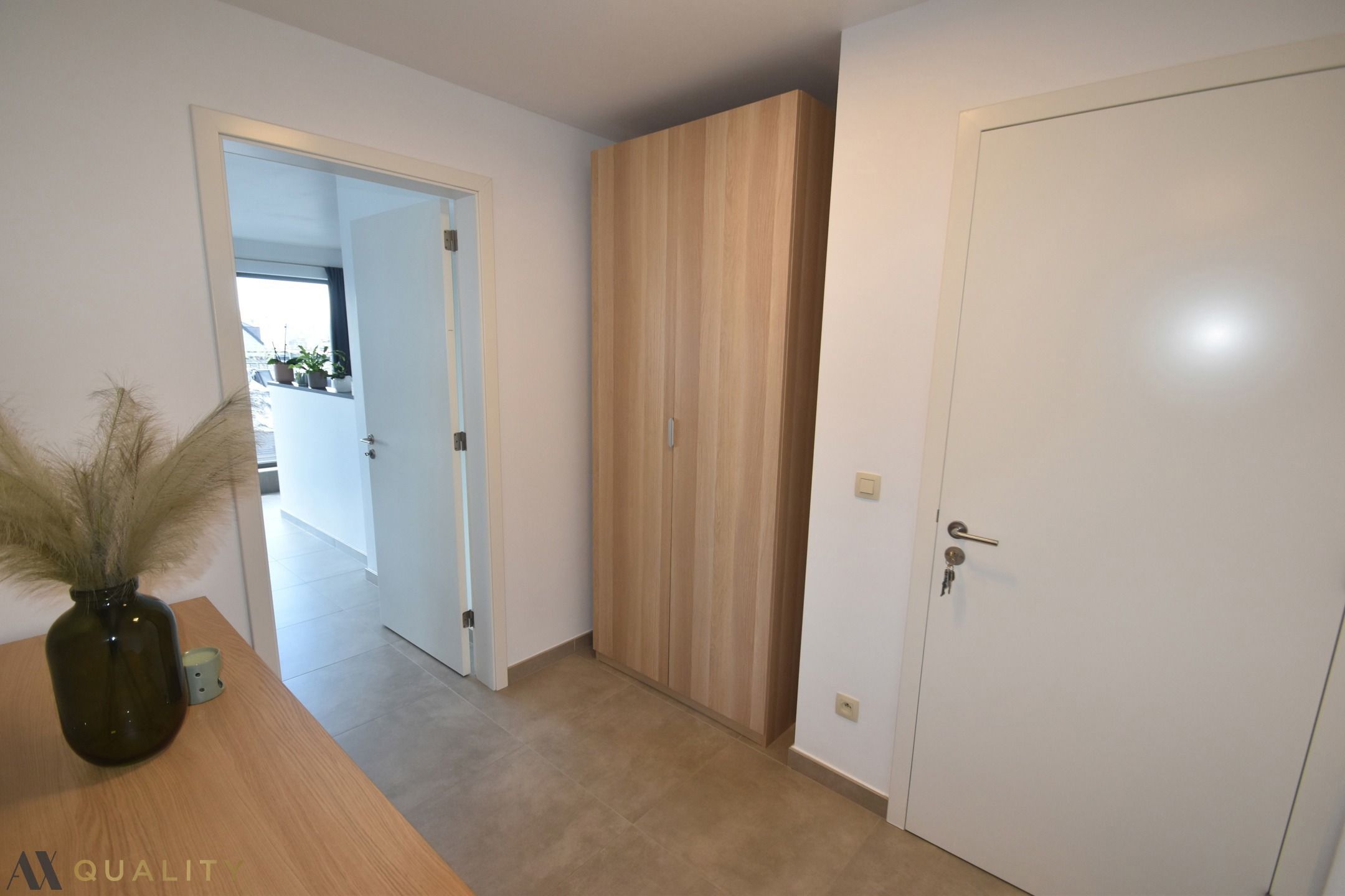 Modern 3 slpk.-appartement met groot terras, autostplts en  lift. Vrij vnf 01/01/'26 foto 10