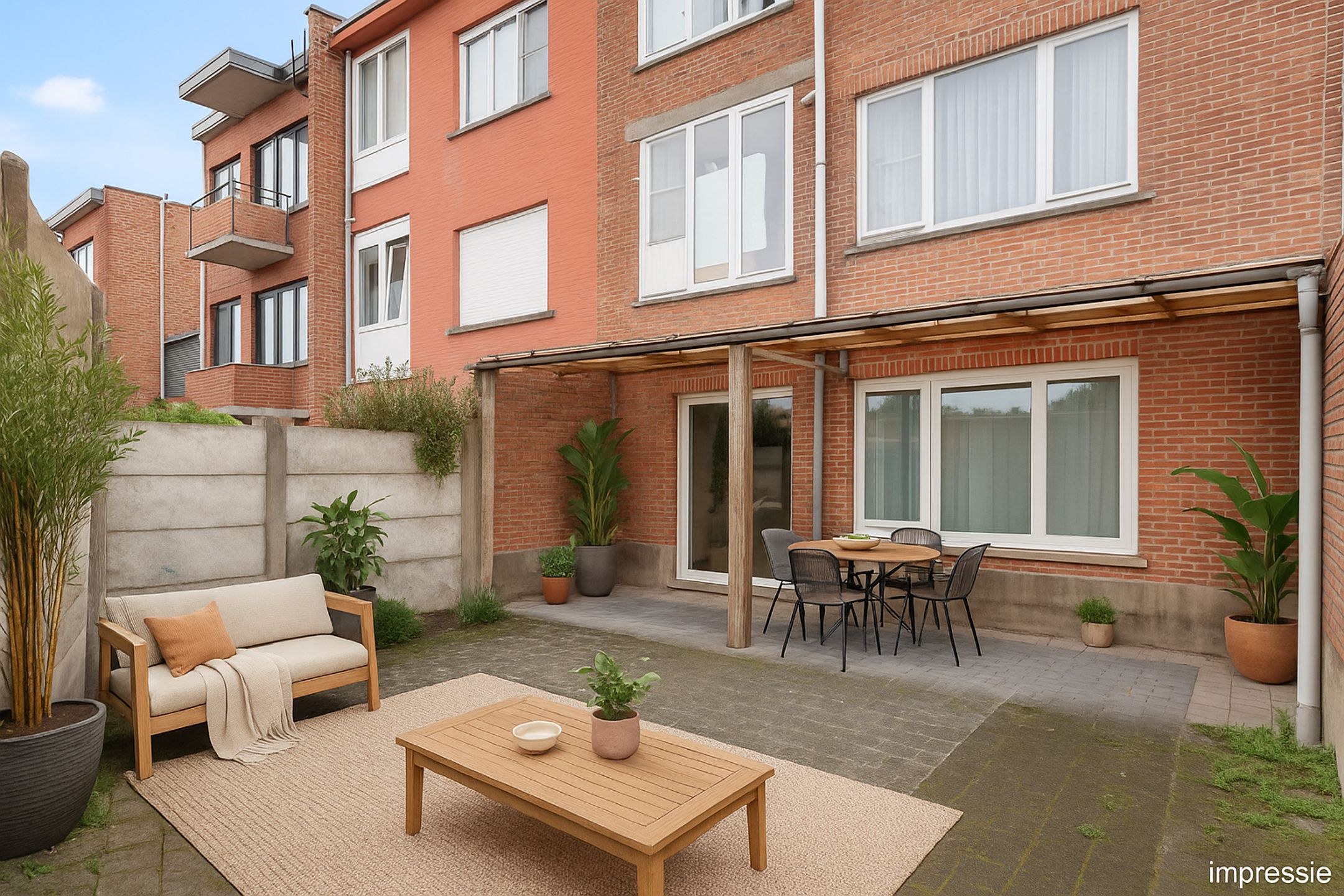 Lichtrijk appartement met ruime buitenruimte en garage foto 16