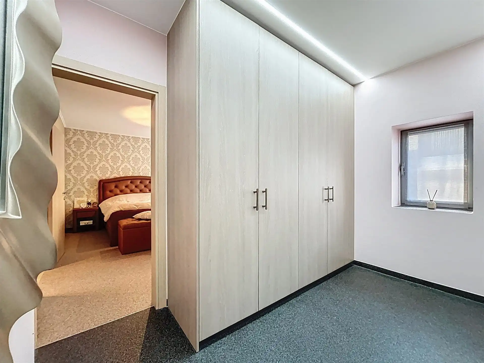 Energiezuinige gezinswoning met 5 slaapkamers en bijgebouw op perceel van 511m² foto 13