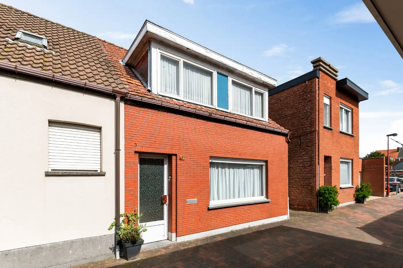 Te renoveren woning met 3 slpk., stadstuin en garage foto 24