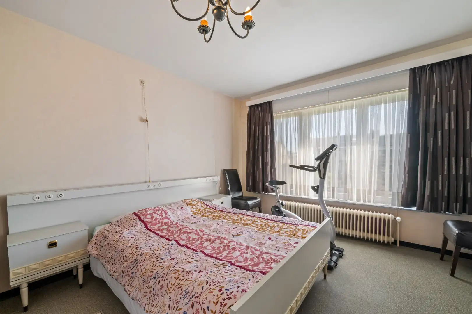 Ruime bel-étage foto 9