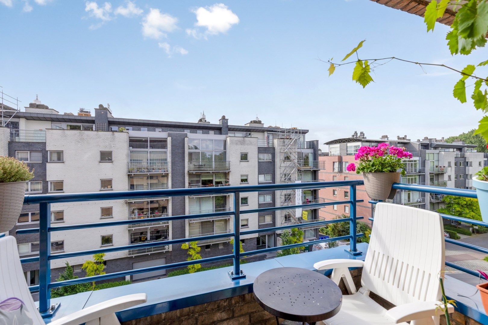 Goed gelegen 3-slaapkamerappartement  – EPC 105 kWh/m² - bewoonbare opp. 136 m² foto 9