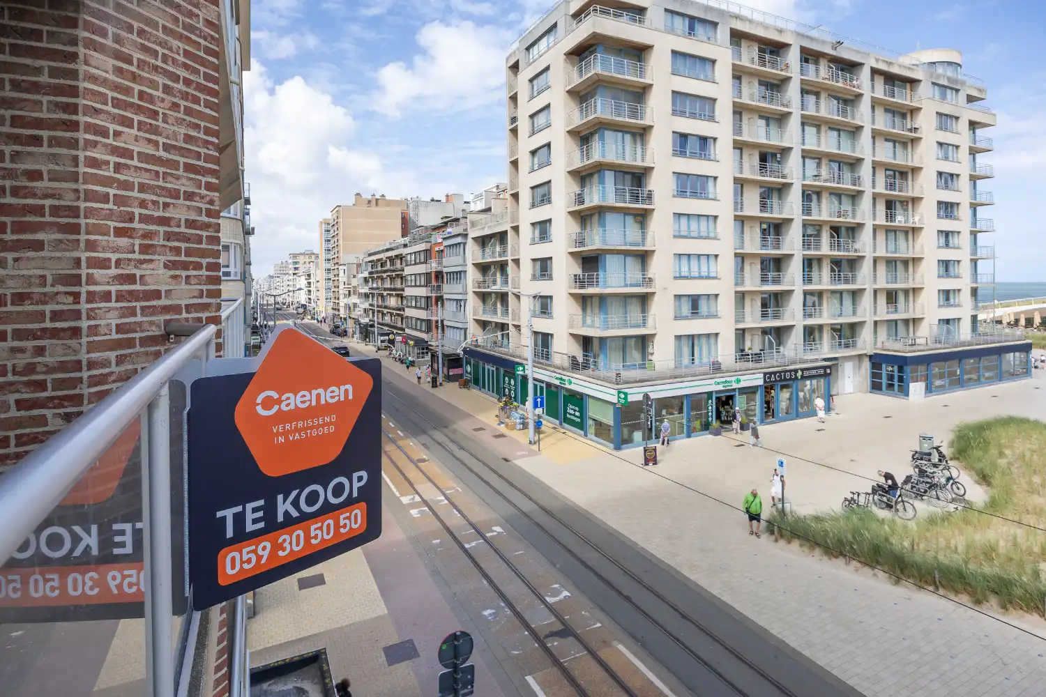 Uniek appartement met frontaal zicht op het casinoplein (met zeezicht!) foto 23