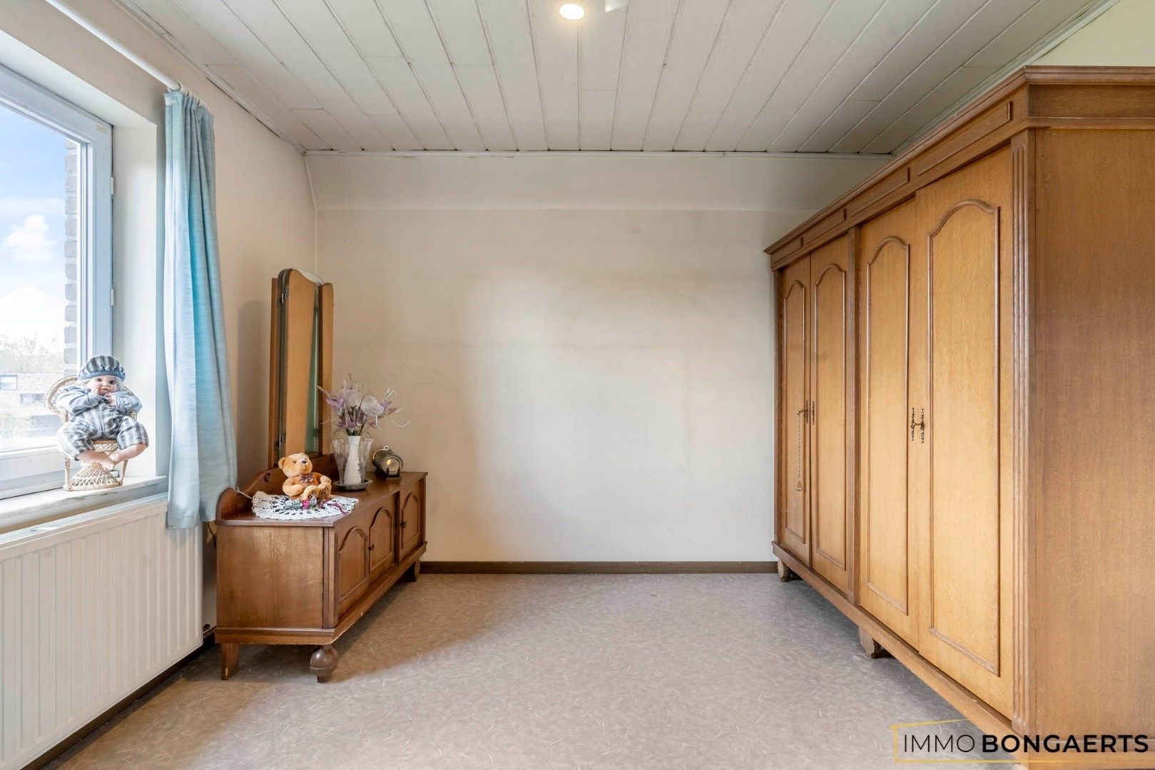 Ruime, rustig gelegen woning met drie slaapkamers foto 20