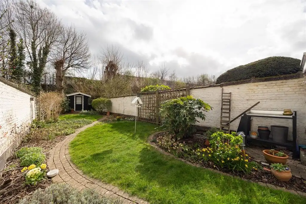 Herenhuis in hartje Zurenborg foto 3