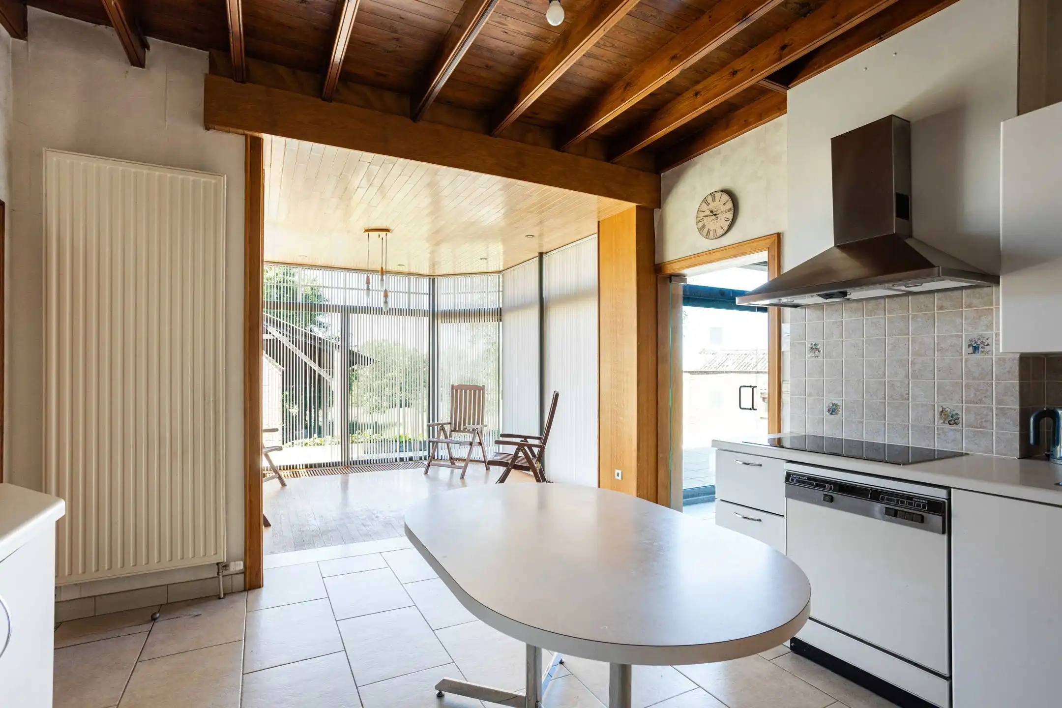 Karaktervolle hoevewoning met weide ca. 7.845 m²  te Zwalm foto 9
