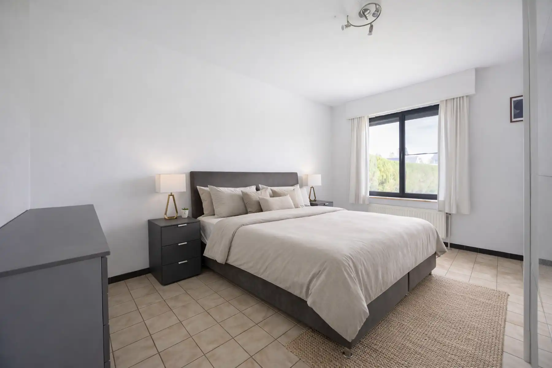 Vrijstaande woning met veel potentieel foto 8