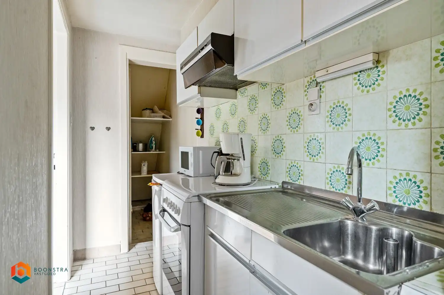 Te renoveren woning met 3 slpkrs en tuin nabij centrum Beerzel foto 8