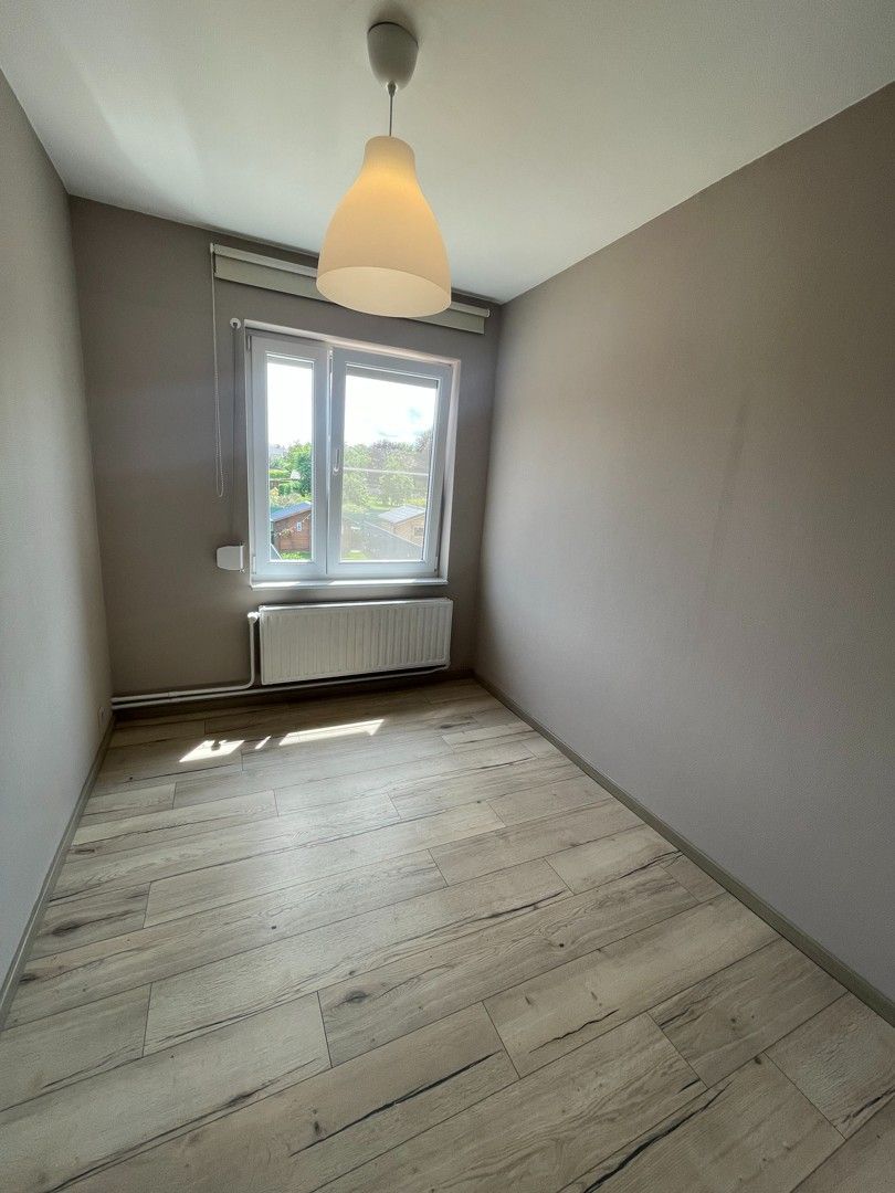 Mooi instapklaar appartement met 3 slaapkamers, ruim terras en tuintje gelegen in Waltwilder. foto 12