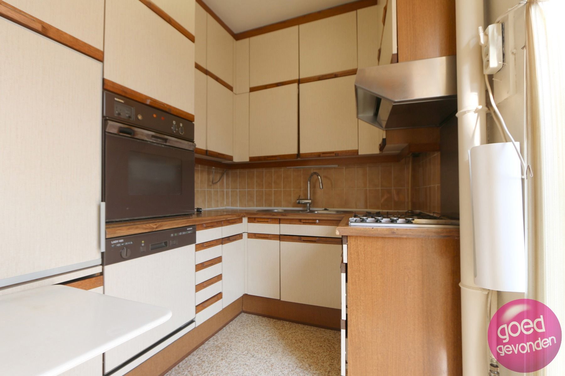 GEZINSWONING - 3 SLK - STADSTUIN - GARAGE - CENTRUM - RUSTIG foto 10