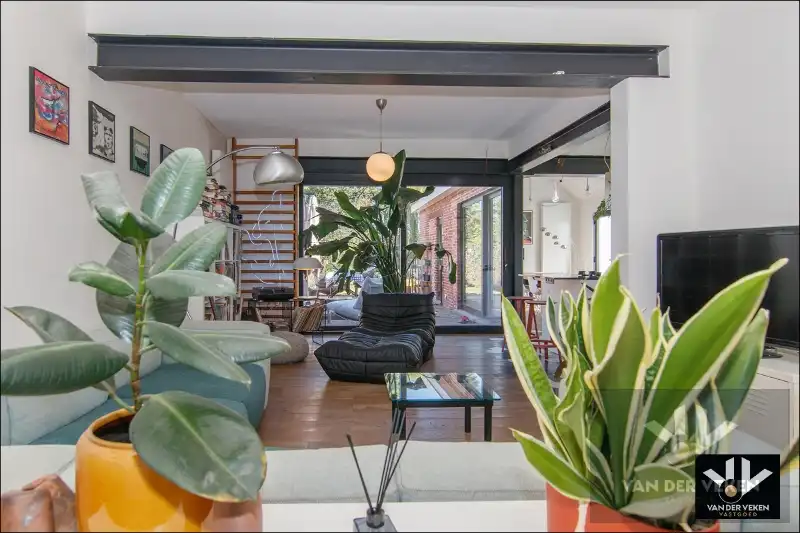 KARAKTERVOLLE WONING AAN GROENE STADSRAND foto 6